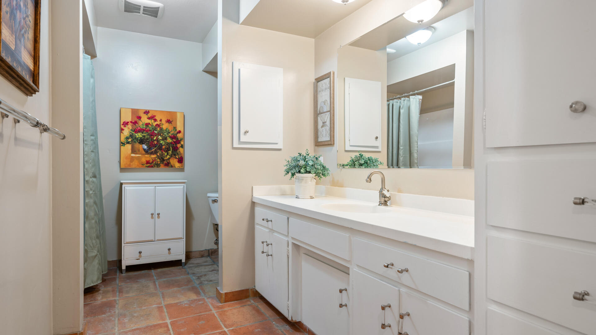 Solvang, California 93463, United States, 4 Bedrooms Bedrooms, ,4 BathroomsBathrooms,Residential,Active,163027