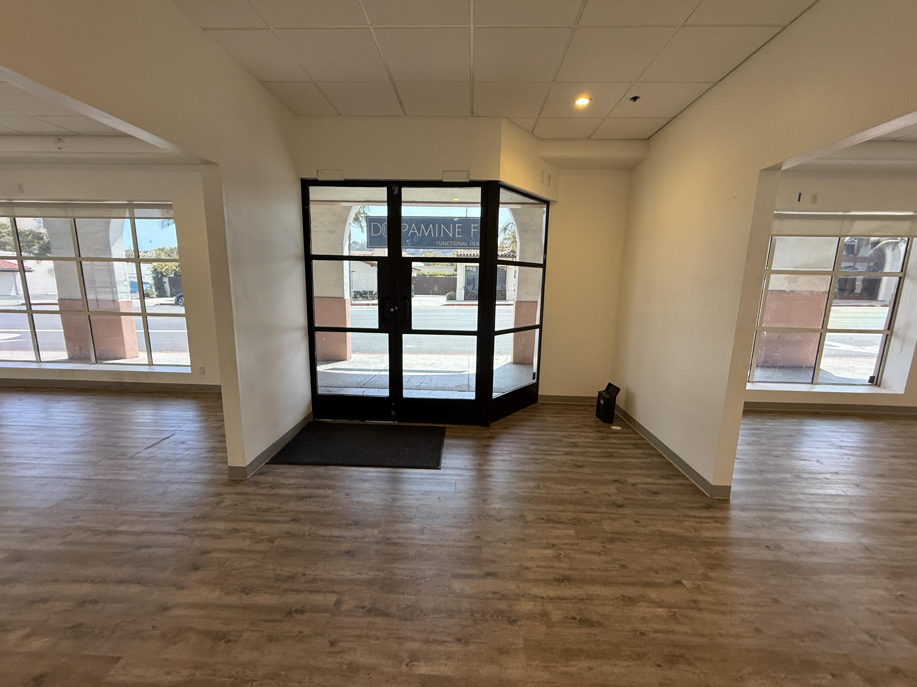 Santa Barbara, California 93101, United States, ,1 BathroomBathrooms,Commercial,Active,162383