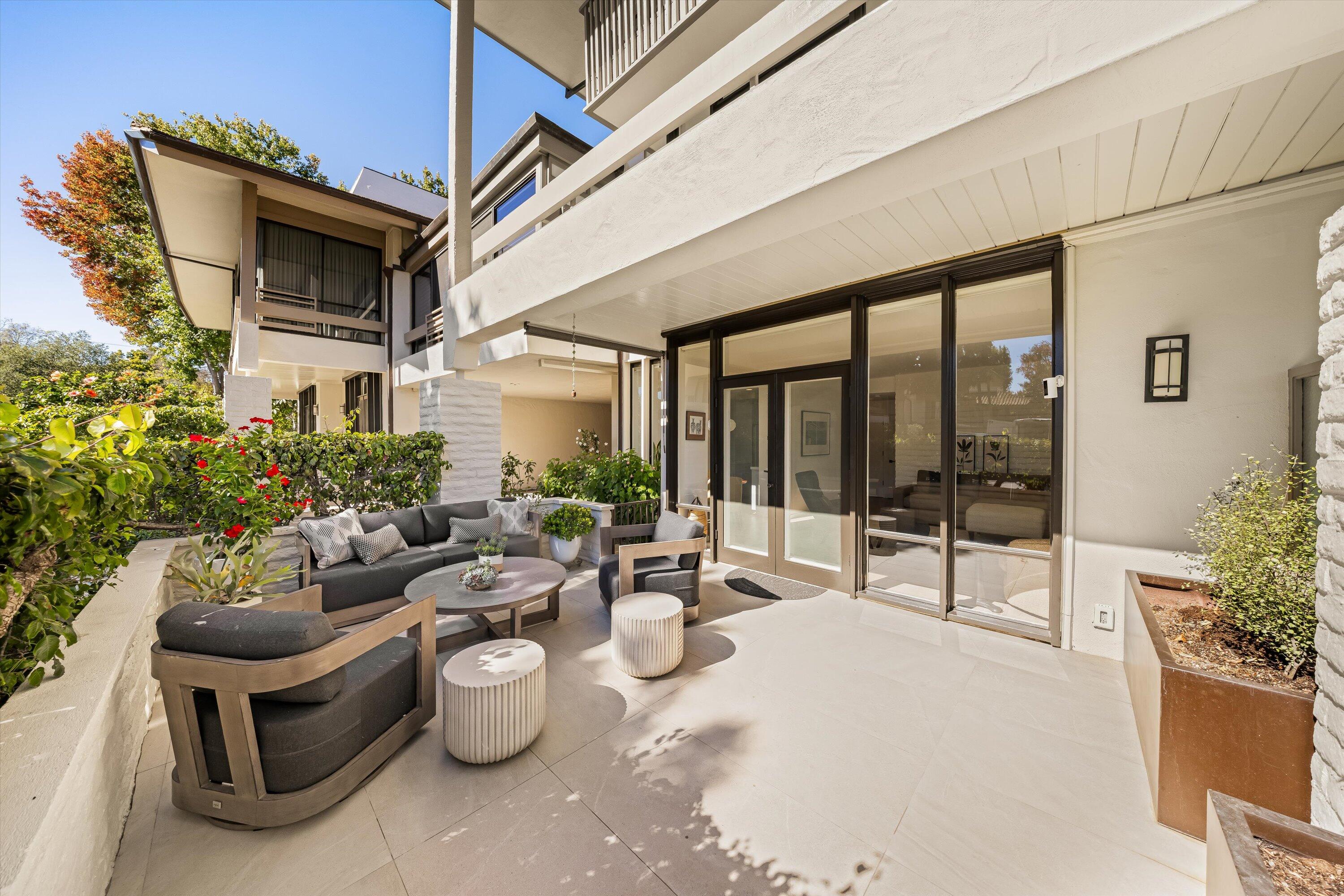 Santa Barbara, California 93108, United States, 1 Bedroom Bedrooms, ,1 BathroomBathrooms,Residential,Active,238087