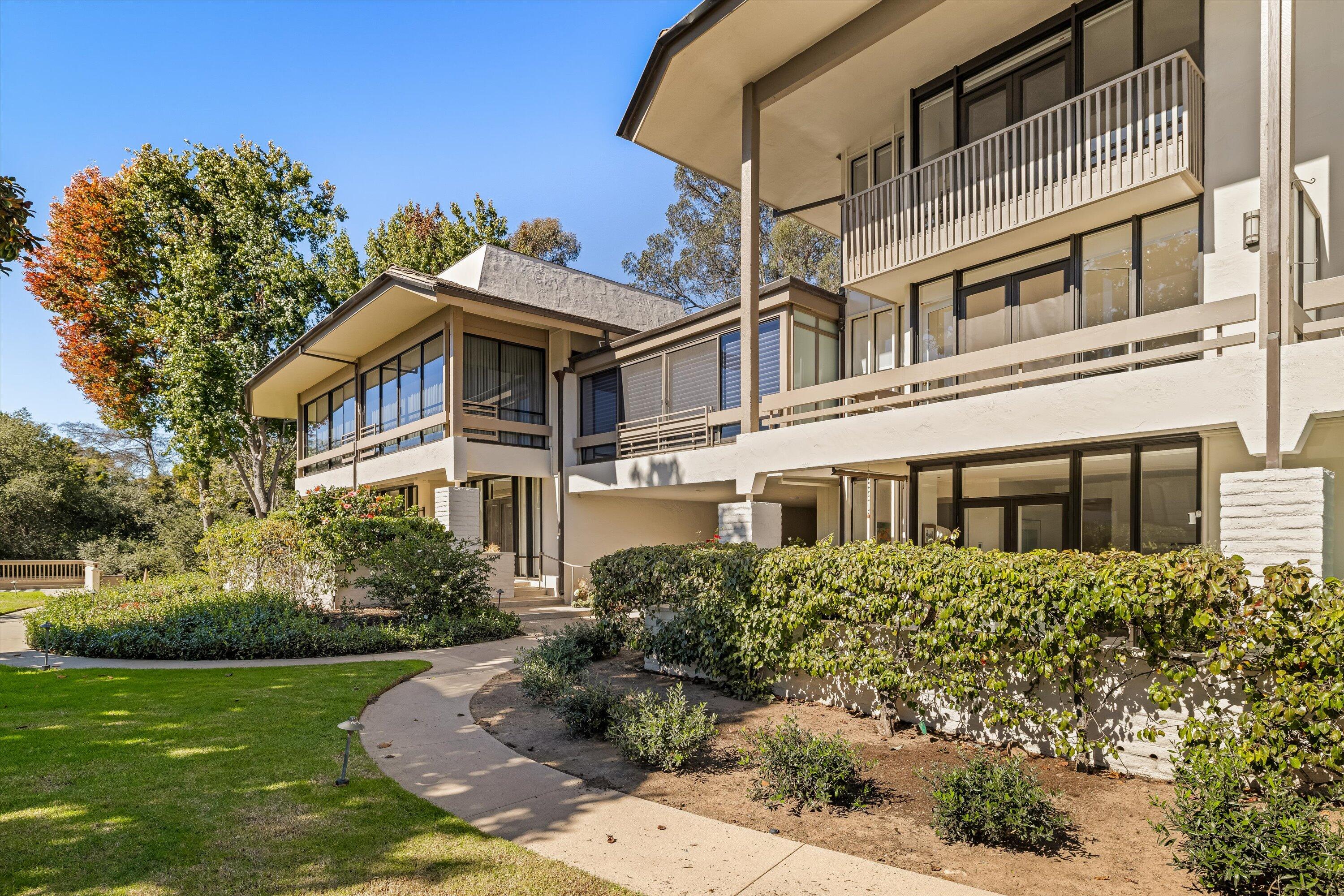 Santa Barbara, California 93108, United States, 1 Bedroom Bedrooms, ,1 BathroomBathrooms,Residential,Active,238087