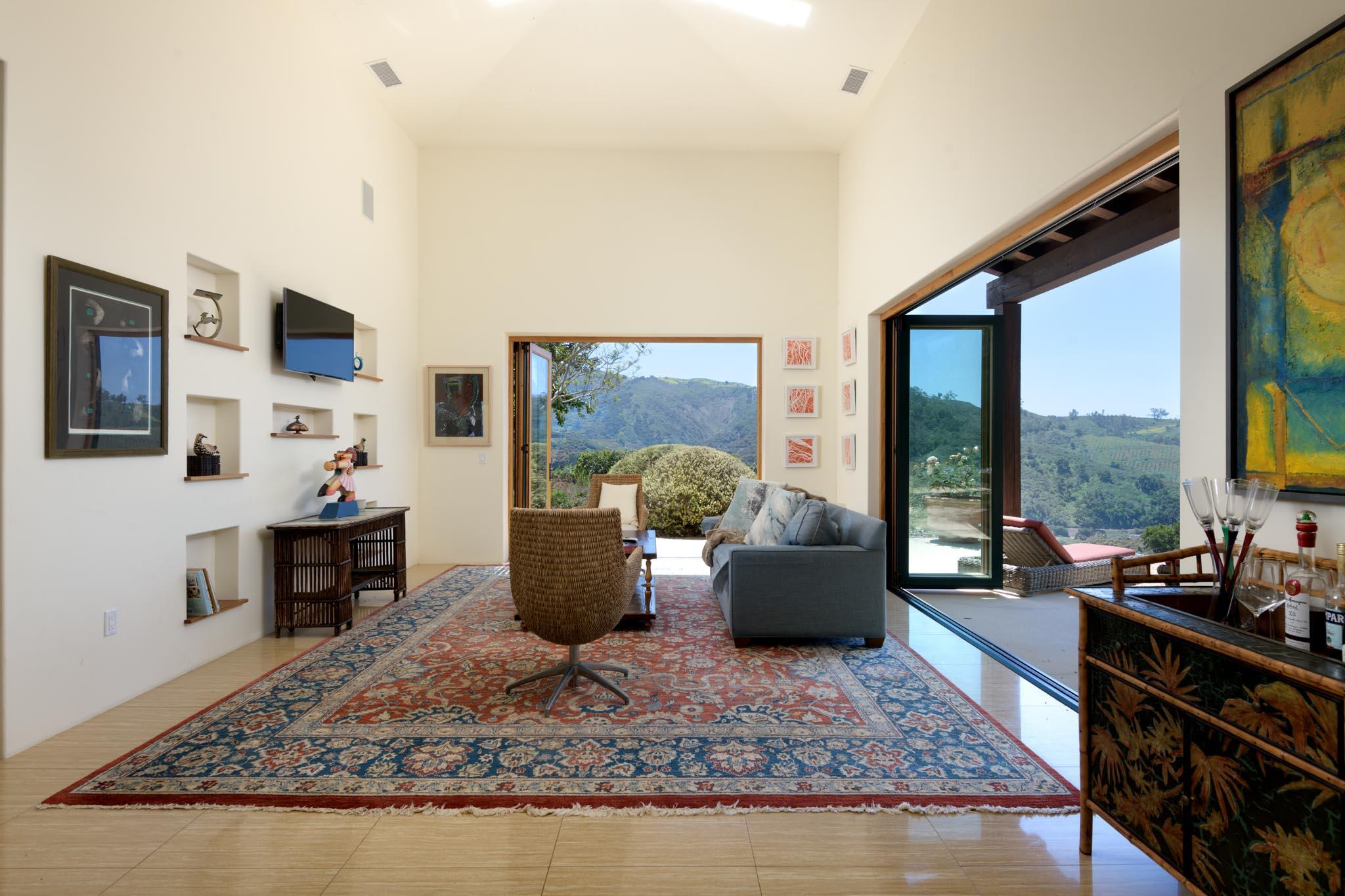 Carpinteria, California 93103, United States, 4 Bedrooms Bedrooms, ,4 BathroomsBathrooms,Residential,Active,146482