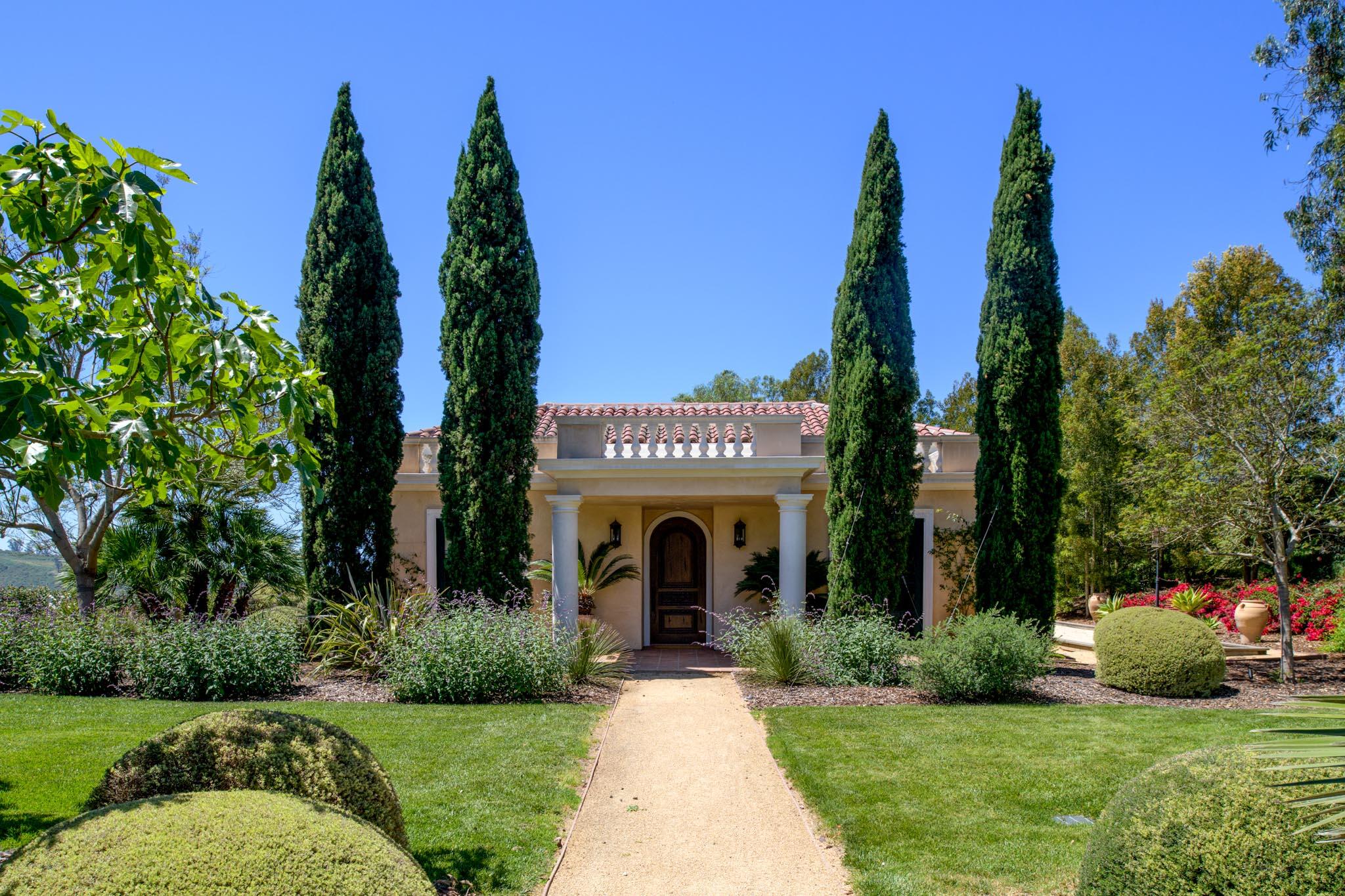 Carpinteria, California 93103, United States, 4 Bedrooms Bedrooms, ,4 BathroomsBathrooms,Residential,Active,146482