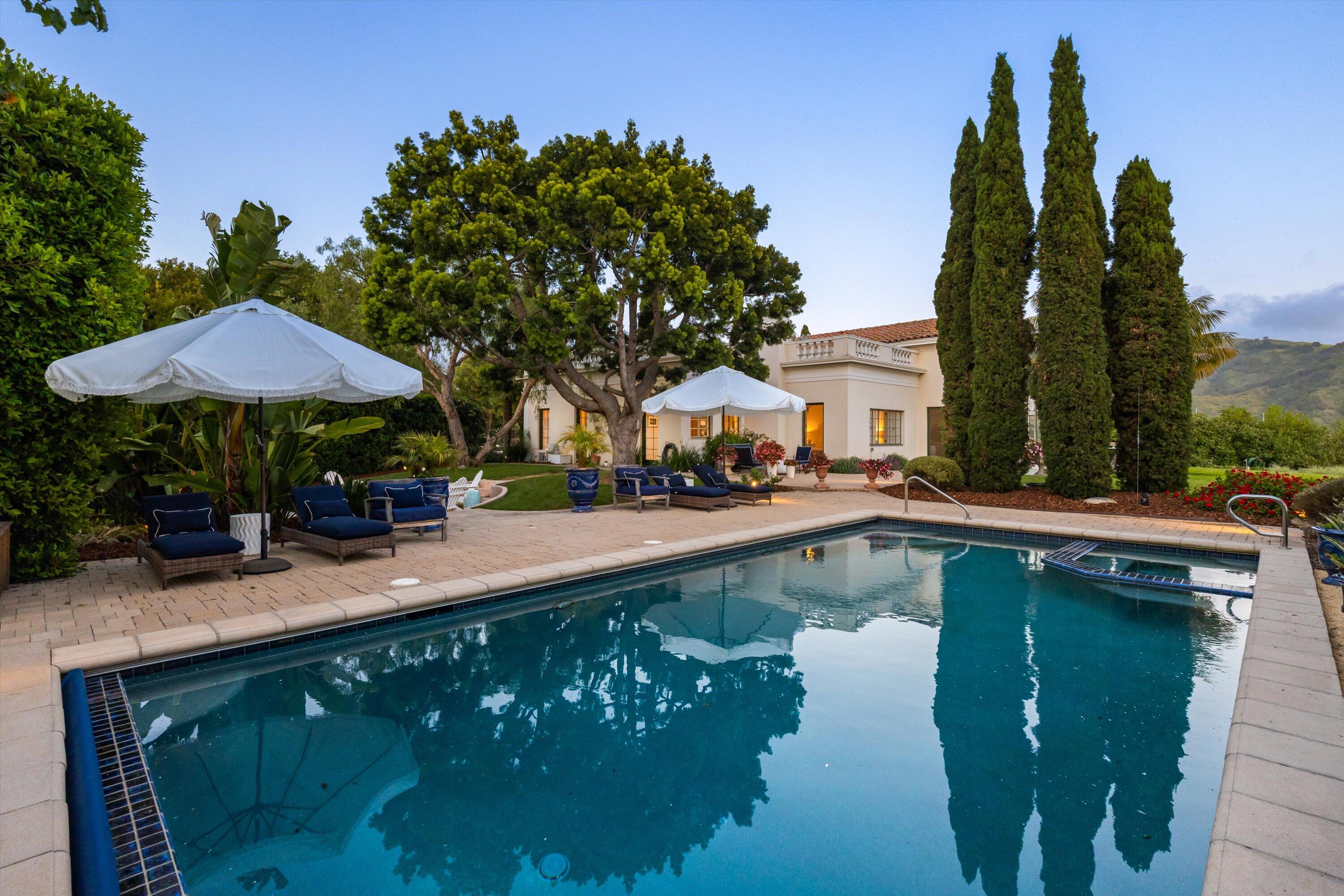 Carpinteria, California 93103, United States, 4 Bedrooms Bedrooms, ,4 BathroomsBathrooms,Residential,Active,146482