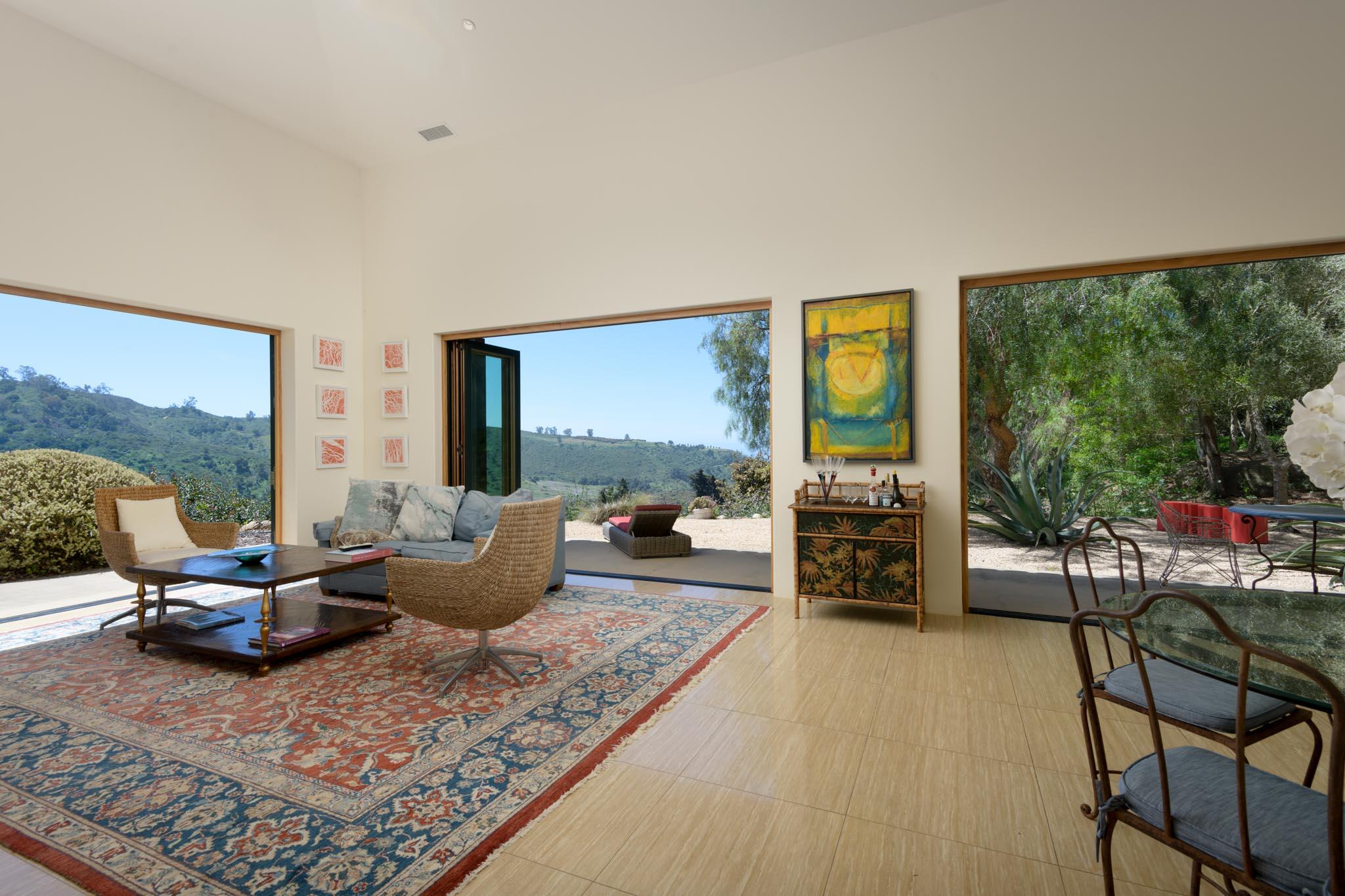 Carpinteria, California 93103, United States, 4 Bedrooms Bedrooms, ,4 BathroomsBathrooms,Residential,Active,146482