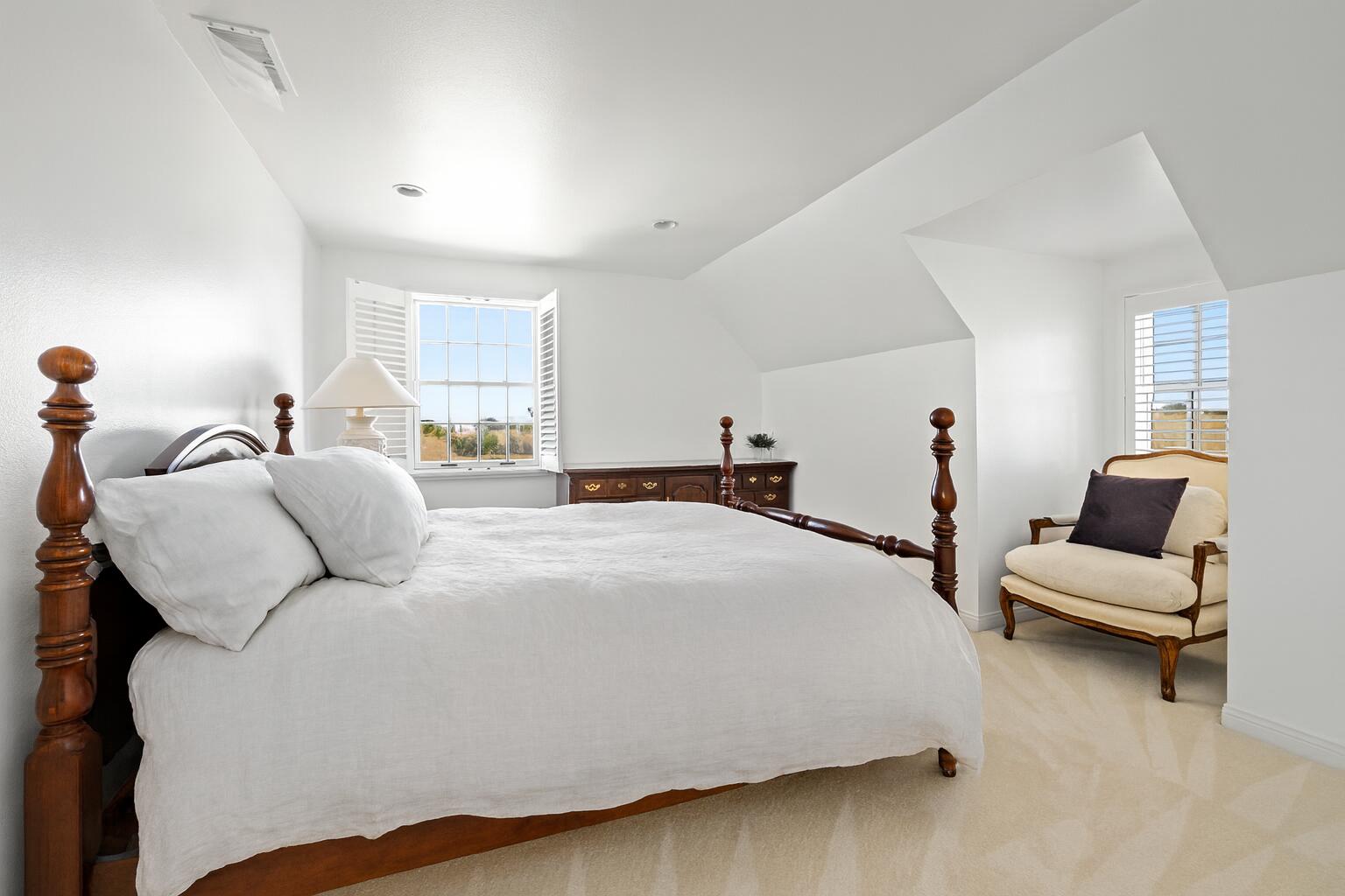 Santa Ynez, California 93460, United States, 3 Bedrooms Bedrooms, ,4 BathroomsBathrooms,Residential,Active,198681