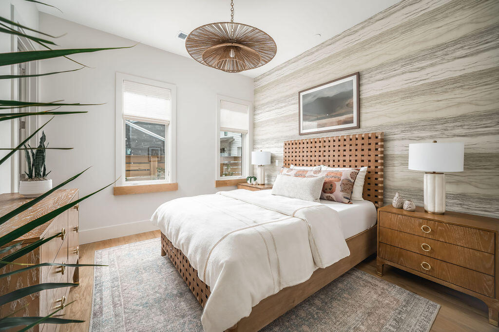 Santa Barbara, California 93013, United States, 3 Bedrooms Bedrooms, ,4 BathroomsBathrooms,Residential,Active,155629