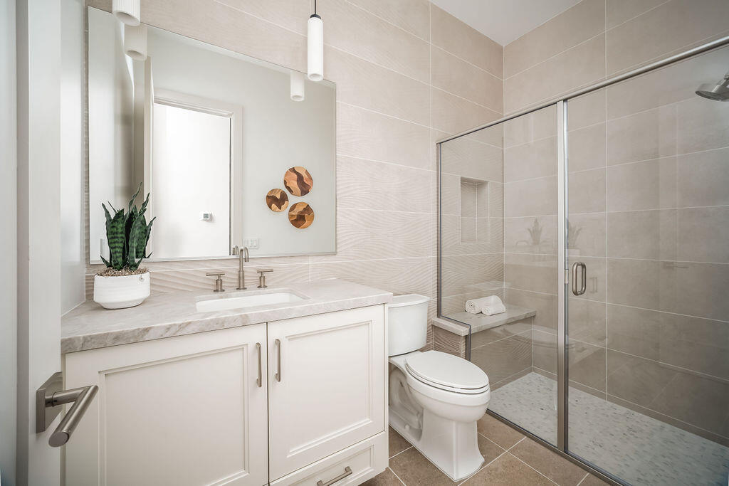 Santa Barbara, California 93013, United States, 3 Bedrooms Bedrooms, ,4 BathroomsBathrooms,Residential,Active,155629