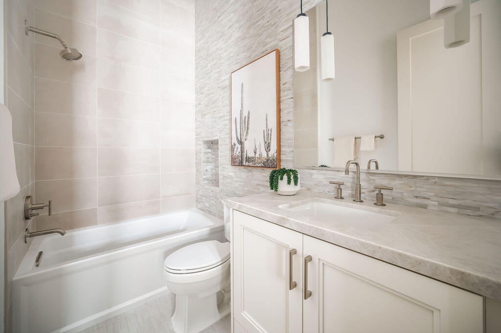 Santa Barbara, California 93013, United States, 3 Bedrooms Bedrooms, ,4 BathroomsBathrooms,Residential,Active,155629