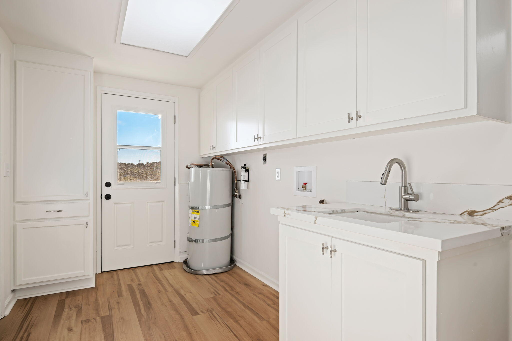 Santa Barbara, California 93105, United States, 2 Bedrooms Bedrooms, ,2 BathroomsBathrooms,Residential,Active,255200