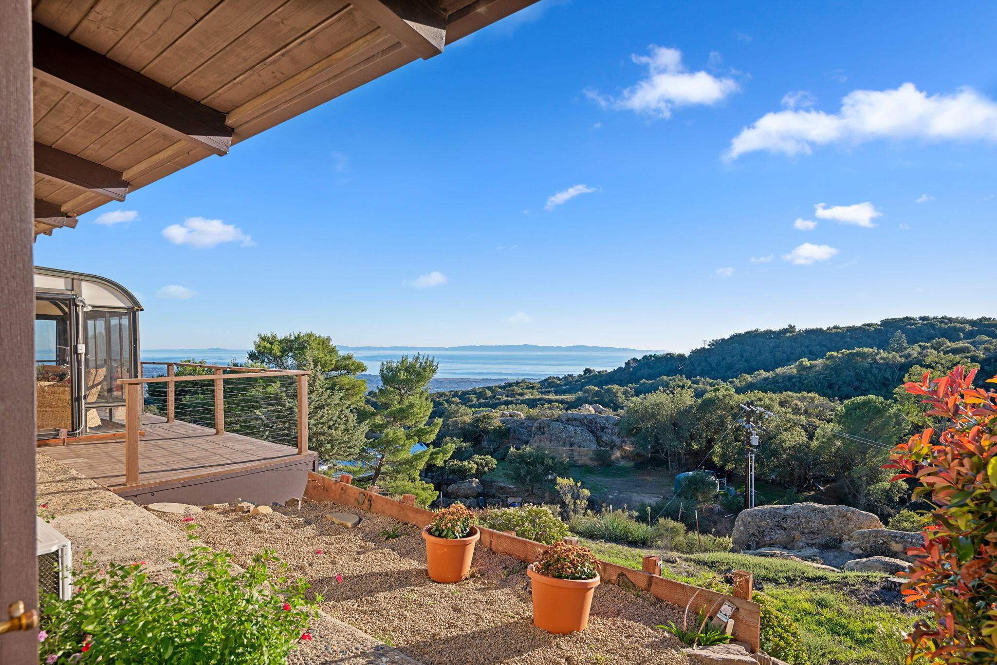 Santa Barbara, California 93105, United States, 2 Bedrooms Bedrooms, ,2 BathroomsBathrooms,Residential,Active,255200