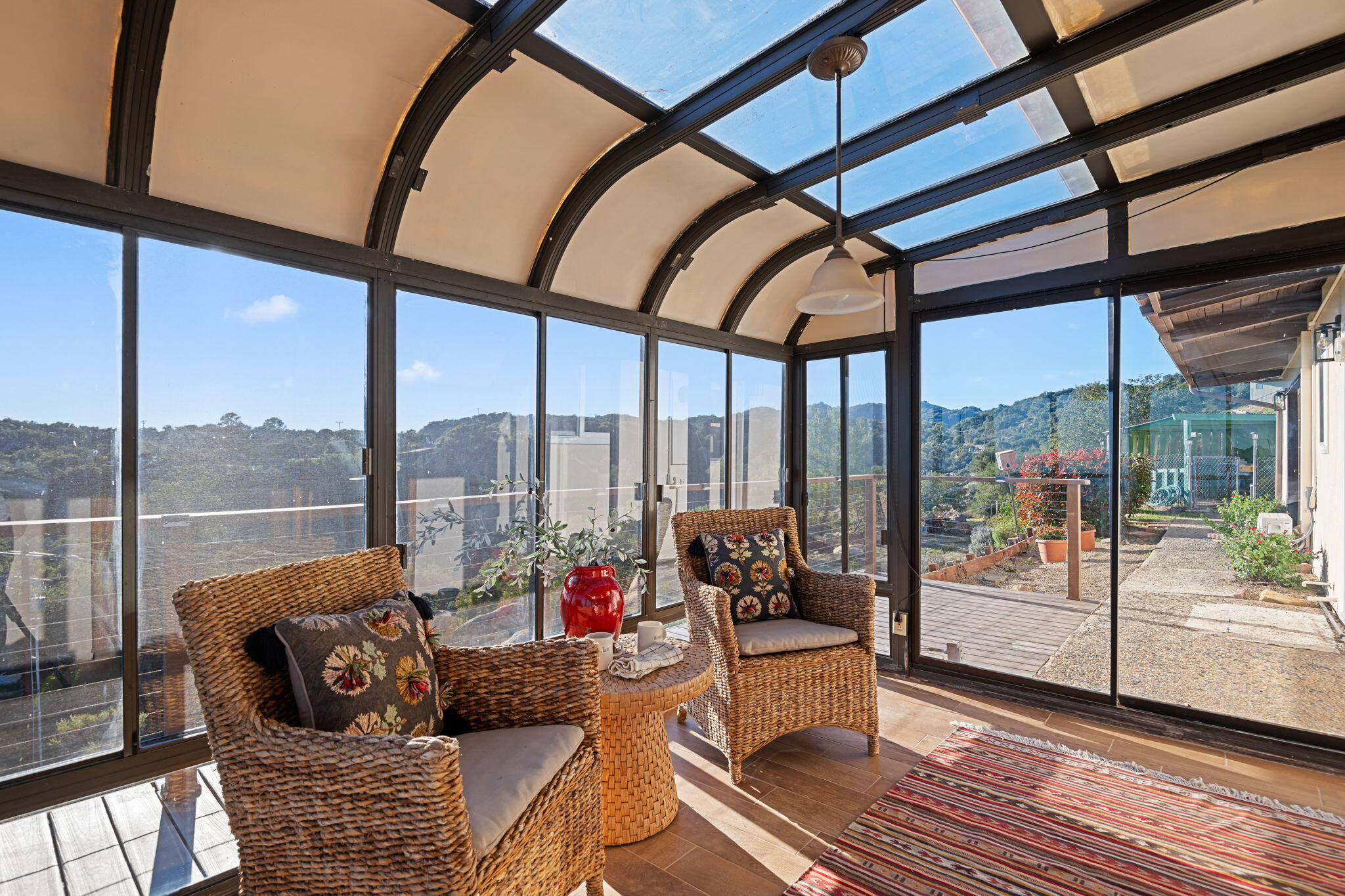 Santa Barbara, California 93105, United States, 2 Bedrooms Bedrooms, ,2 BathroomsBathrooms,Residential,Active,255200