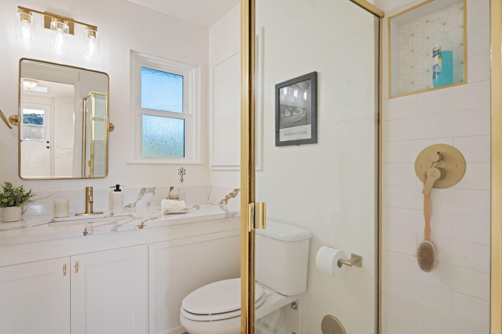 Santa Barbara, California 93105, United States, 2 Bedrooms Bedrooms, ,2 BathroomsBathrooms,Residential,Active,255200