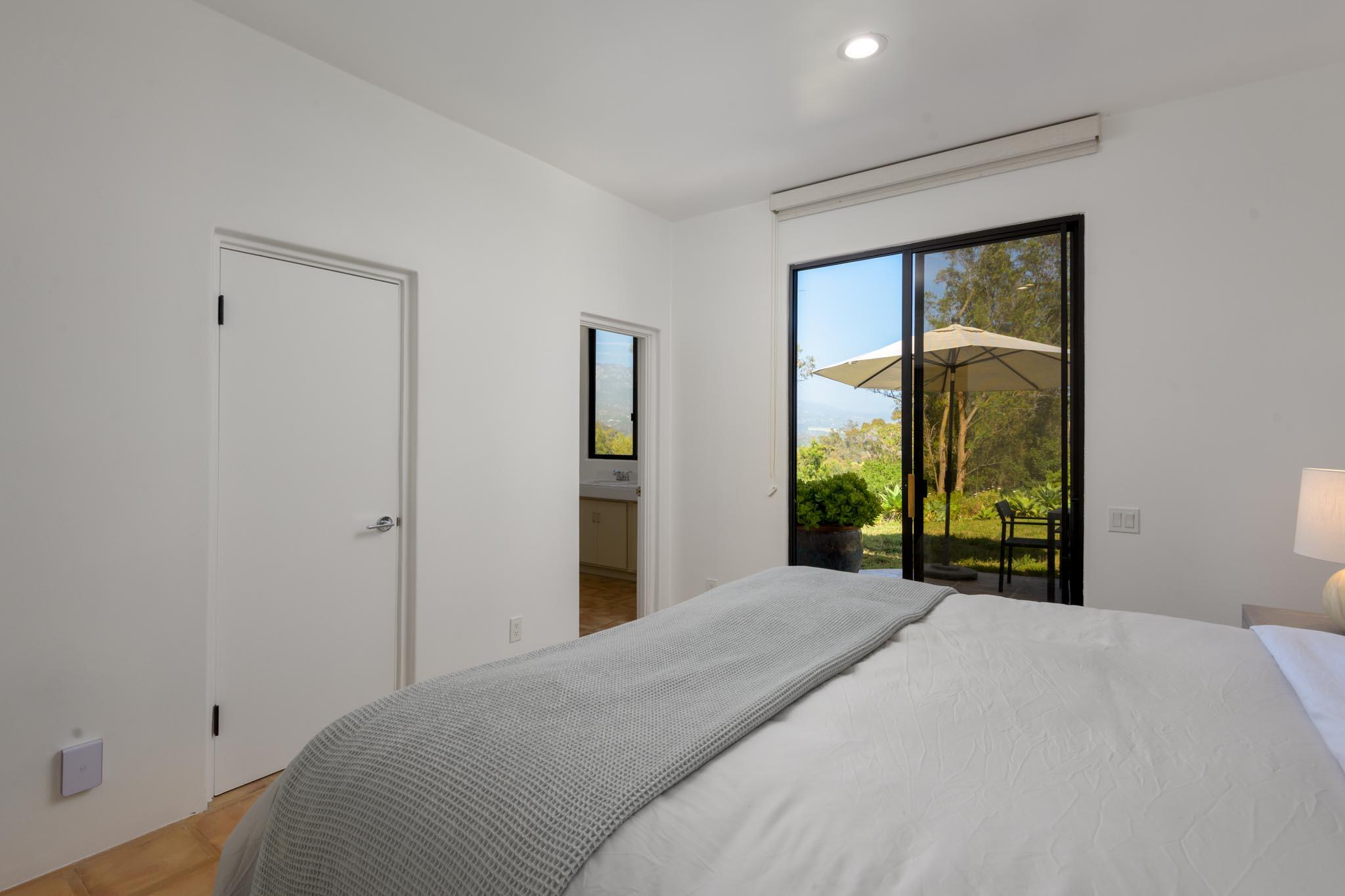 Santa Barbara, California 93108, United States, 4 Bedrooms Bedrooms, ,6 BathroomsBathrooms,Residential,Active,139373