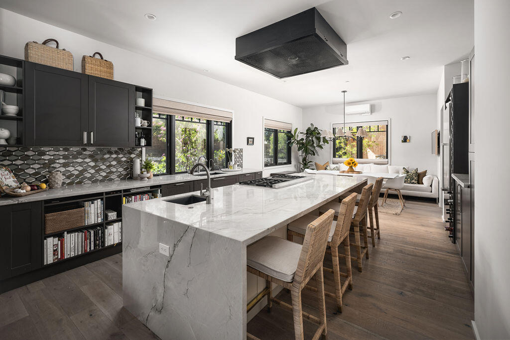 Santa Ynez, California 93460, United States, 4 Bedrooms Bedrooms, ,4 BathroomsBathrooms,Residential,Active,161661