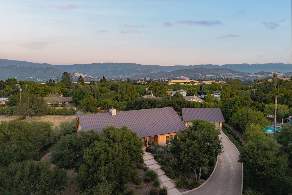 Santa Ynez, California 93460, United States, 4 Bedrooms Bedrooms, ,4 BathroomsBathrooms,Residential,Active,161661