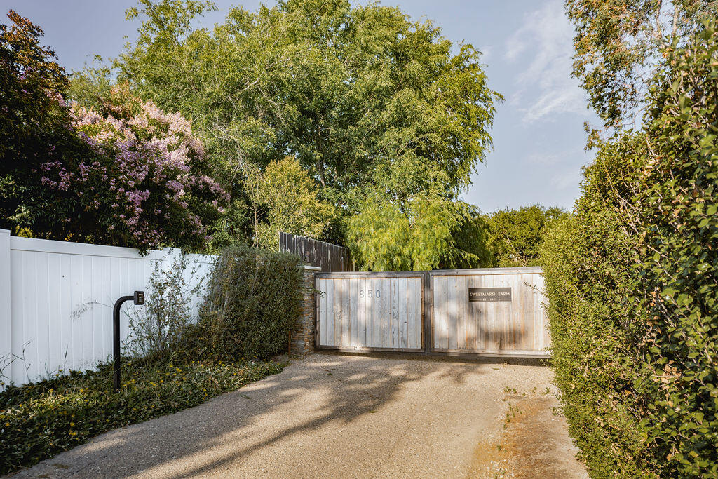 Santa Ynez, California 93460, United States, 4 Bedrooms Bedrooms, ,4 BathroomsBathrooms,Residential,Active,161661