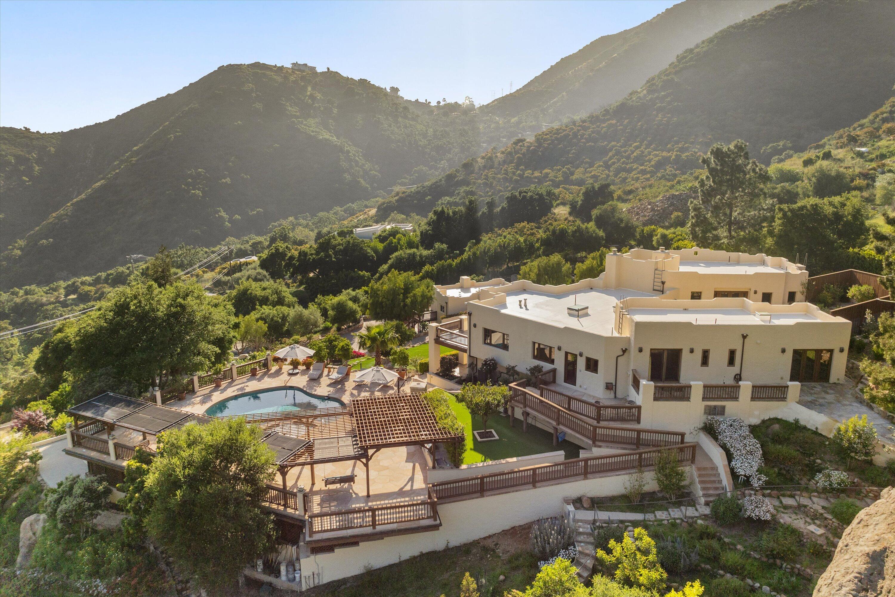 1090 Toro Canyon Road