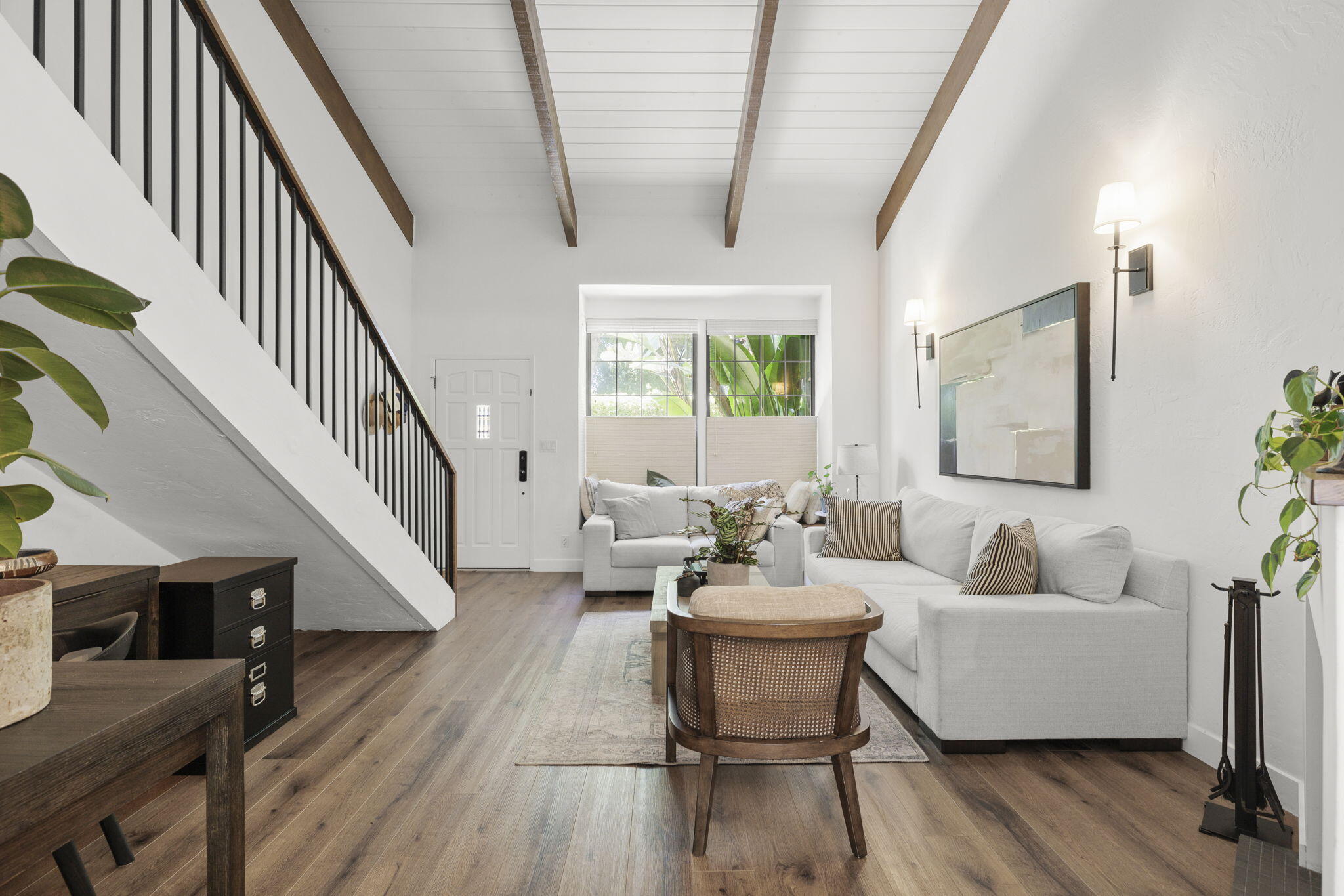 1932 N Jameson Lane B