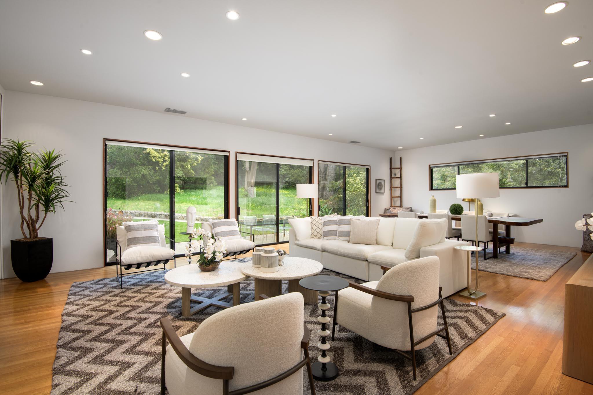 Santa Barbara, California 93108, United States, 4 Bedrooms Bedrooms, ,4 BathroomsBathrooms,Residential,Active,112932