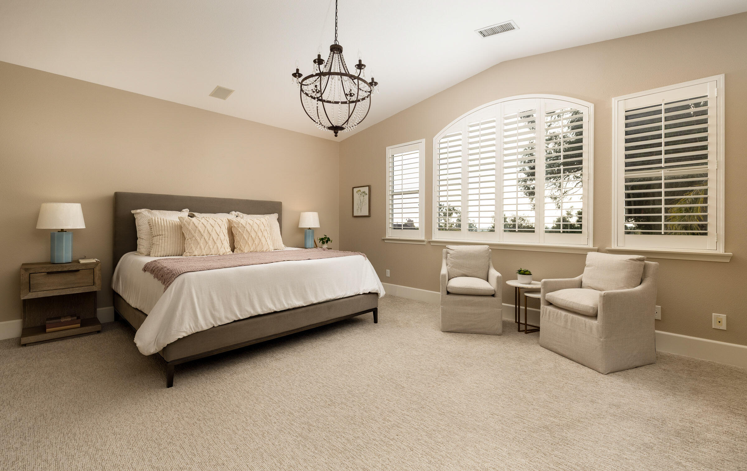 Camarillo, California 93010, United States, 5 Bedrooms Bedrooms, ,5 BathroomsBathrooms,Residential,Active,178630