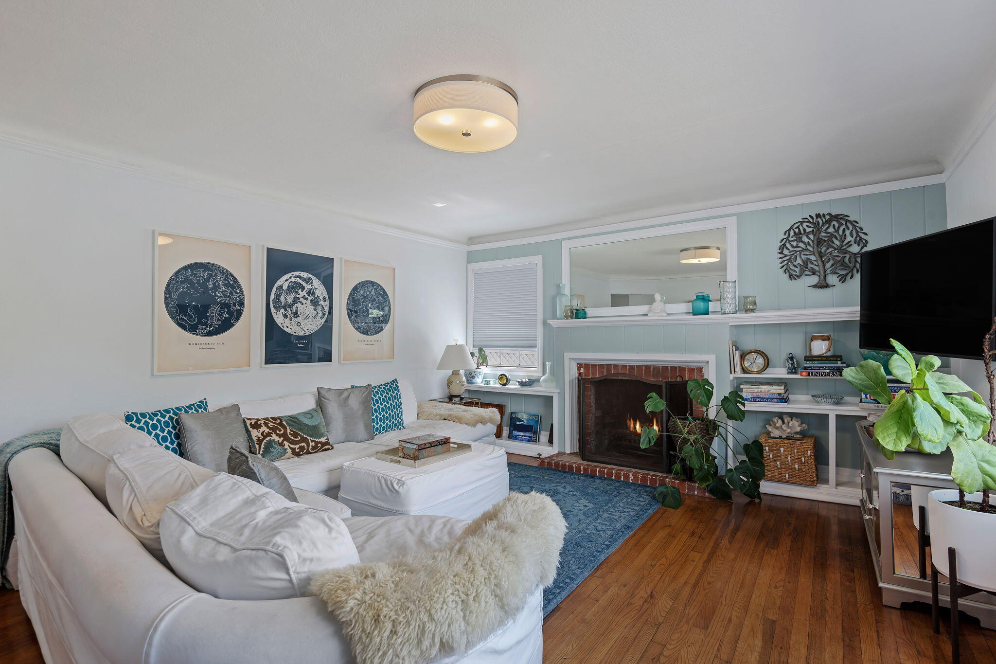 Santa Barbara, California 93105, United States, 3 Bedrooms Bedrooms, ,2 BathroomsBathrooms,Residential,Active,119344