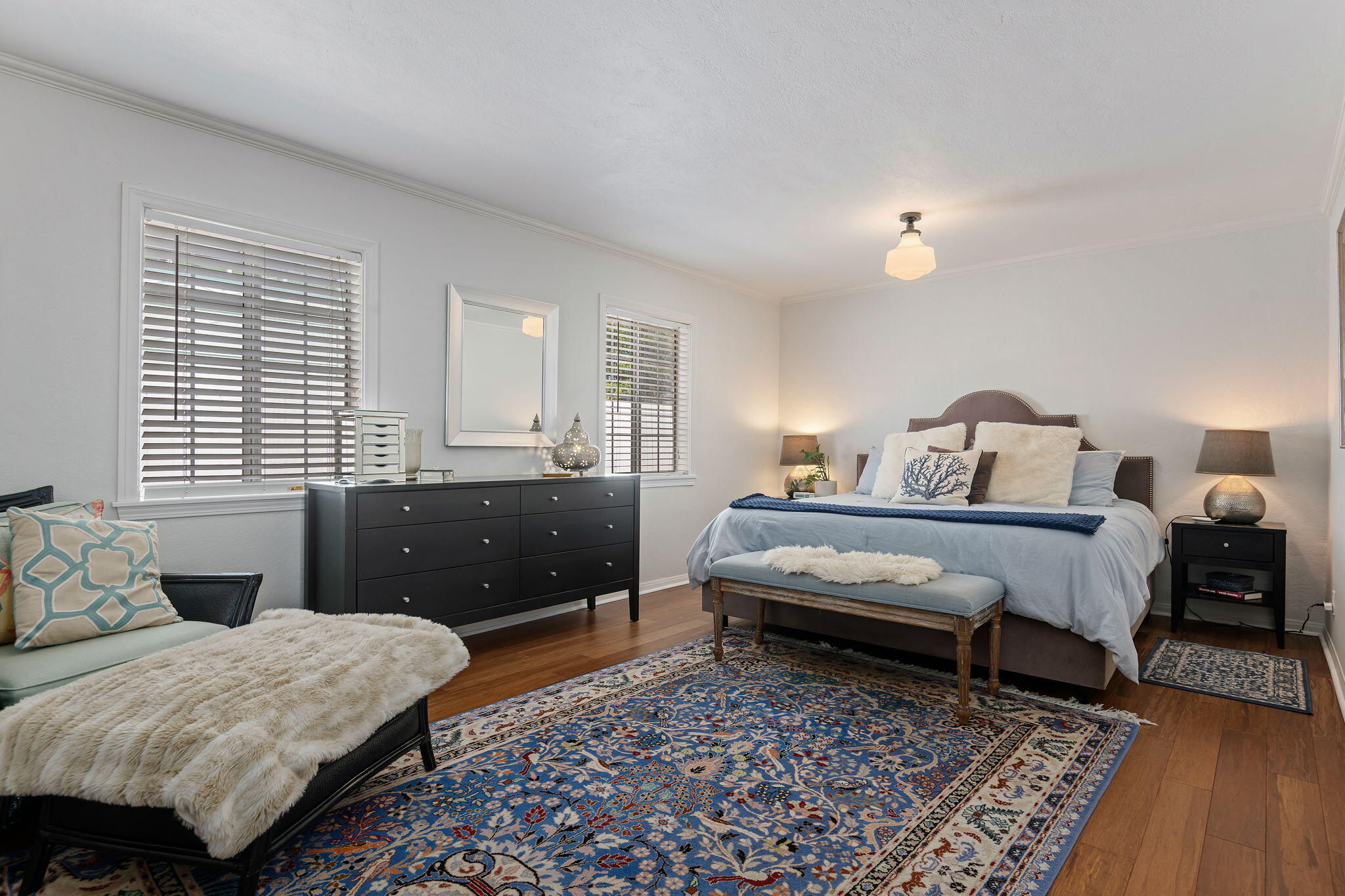 Santa Barbara, California 93105, United States, 3 Bedrooms Bedrooms, ,2 BathroomsBathrooms,Residential,Active,119344