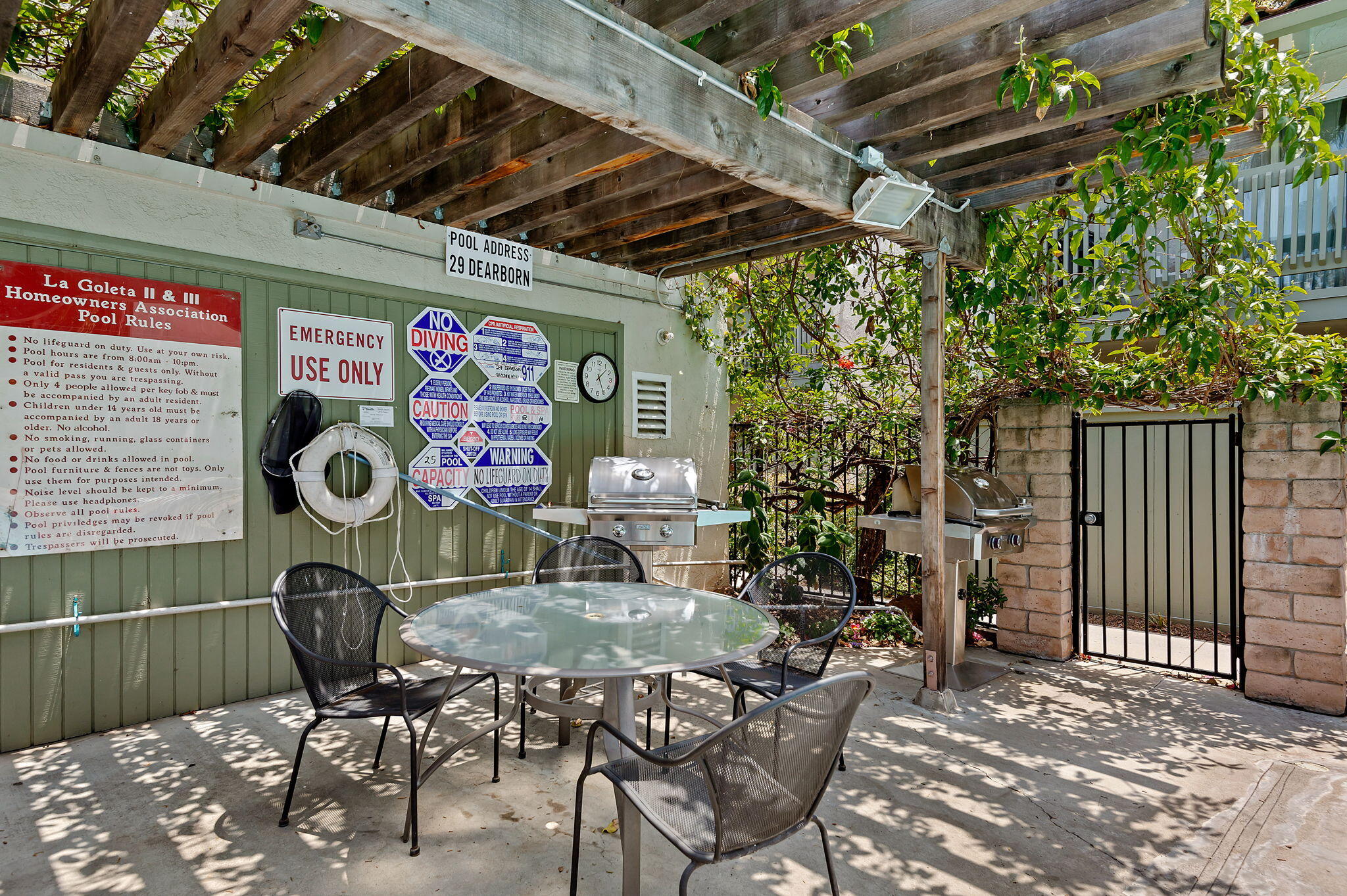 Goleta, California 93117, United States, 2 Bedrooms Bedrooms, ,1 BathroomBathrooms,Residential,Pending,87721