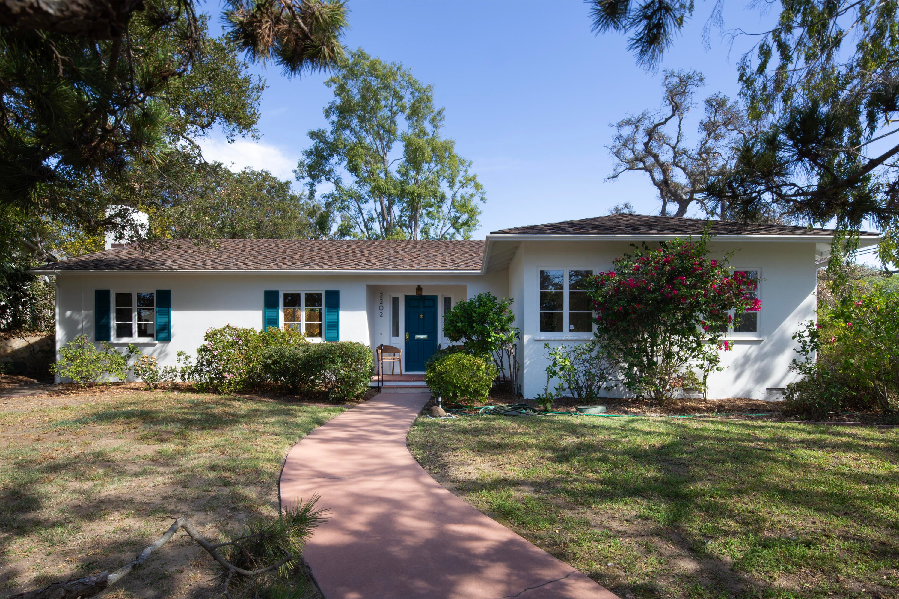 2202 Anacapa Street