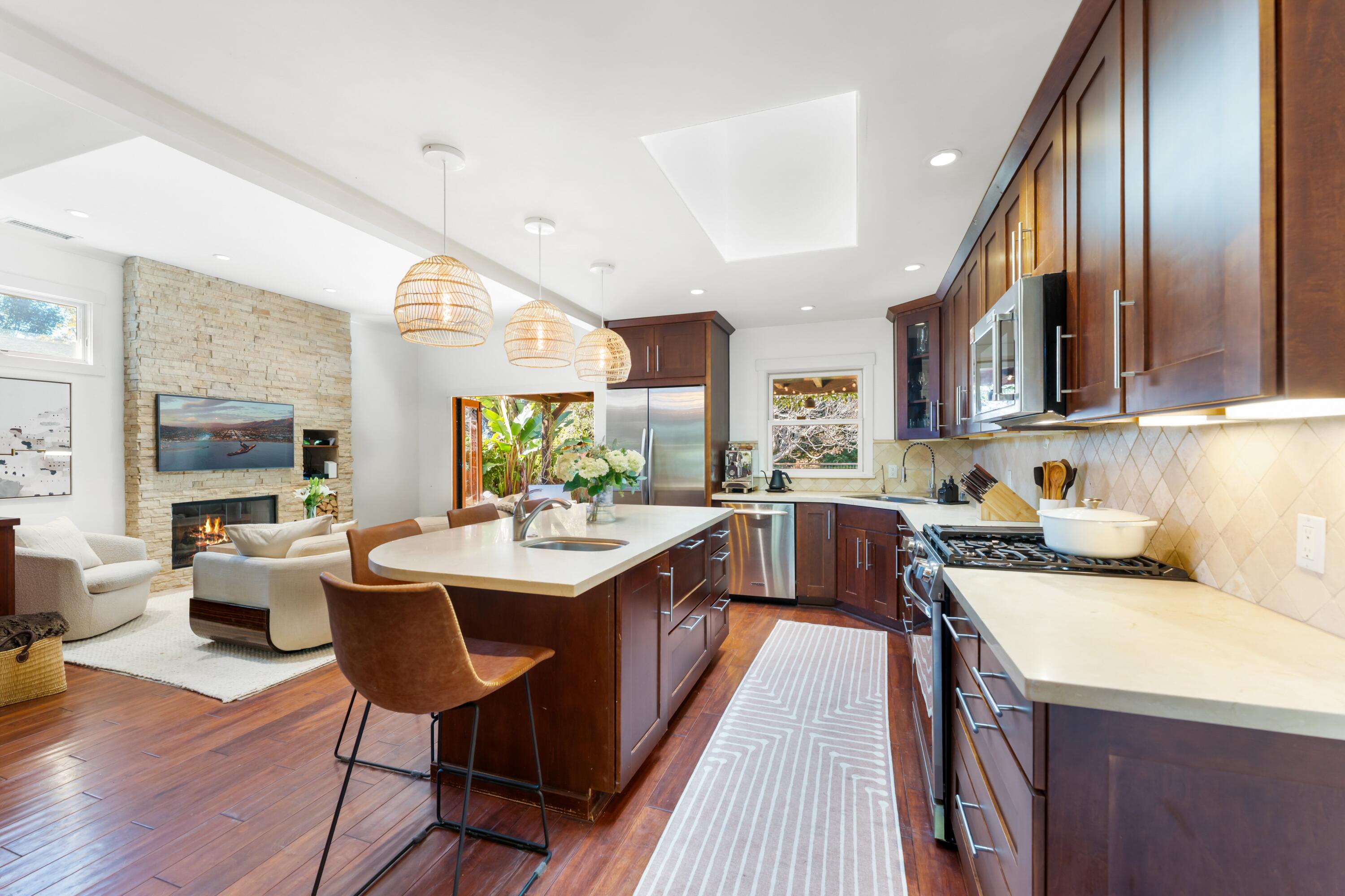 1363 Sycamore Canyon Road