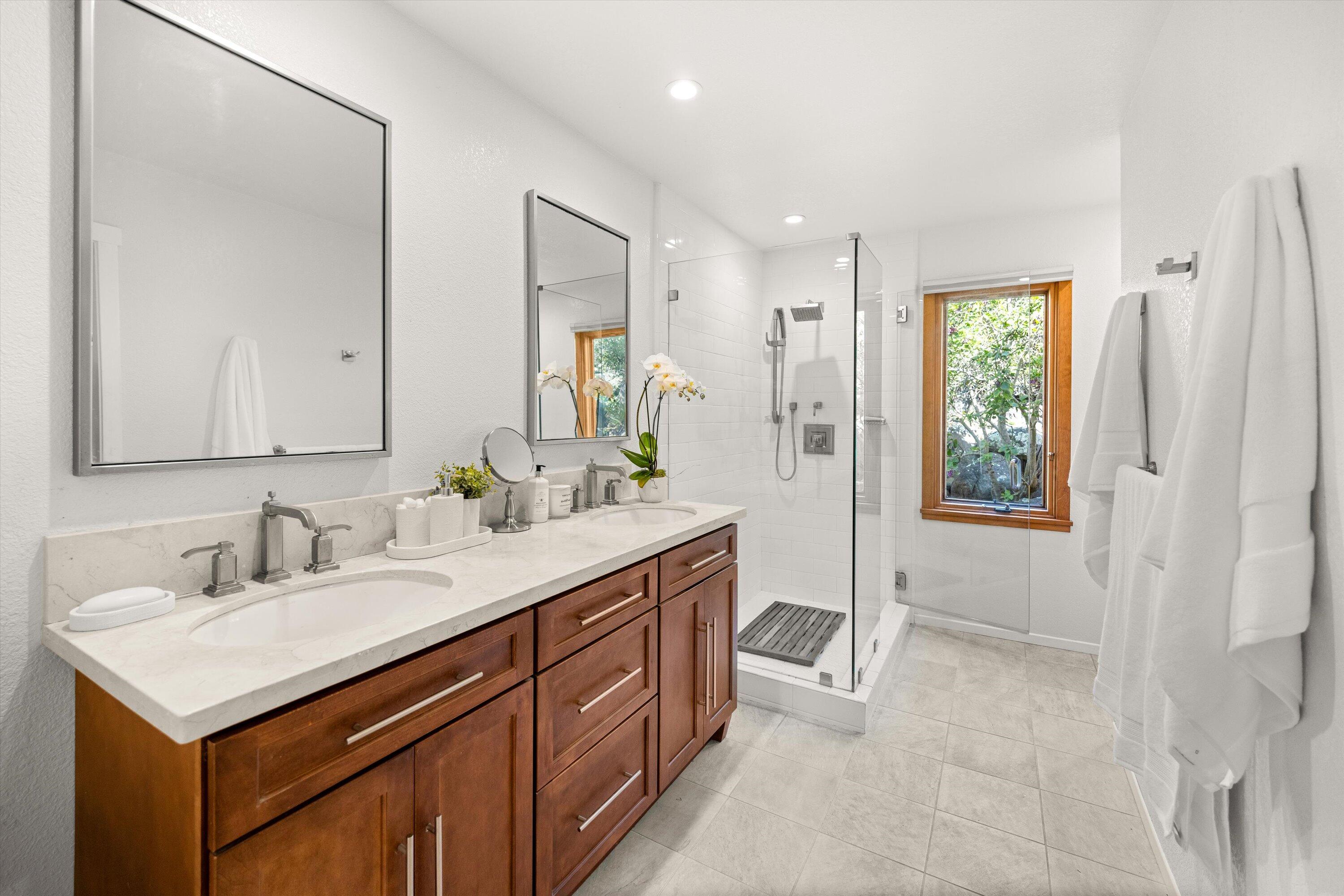 Santa Barbara, California 93108, United States, 3 Bedrooms Bedrooms, ,3 BathroomsBathrooms,Residential,Active,103665