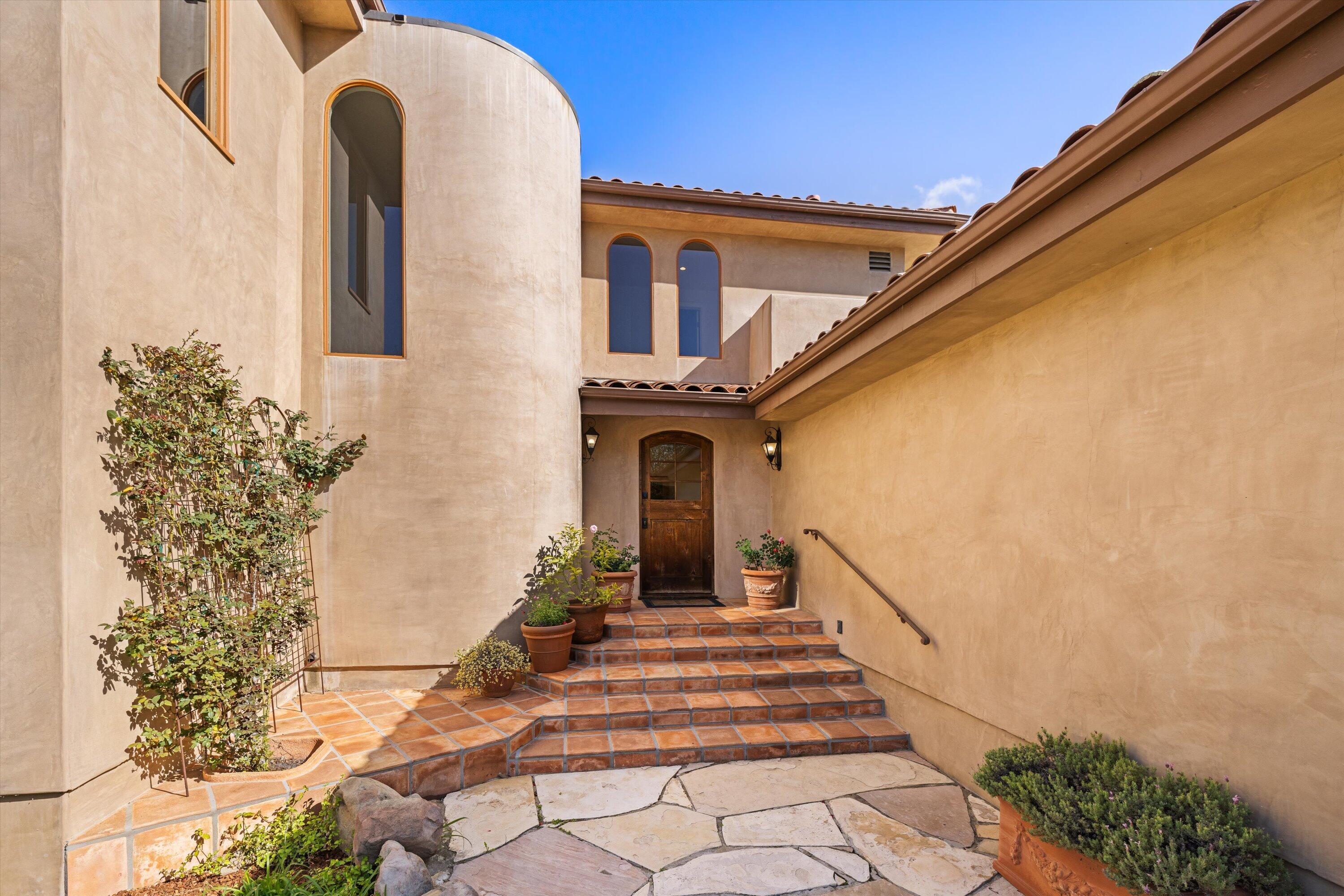 Santa Barbara, California 93108, United States, 3 Bedrooms Bedrooms, ,3 BathroomsBathrooms,Residential,Active,103665