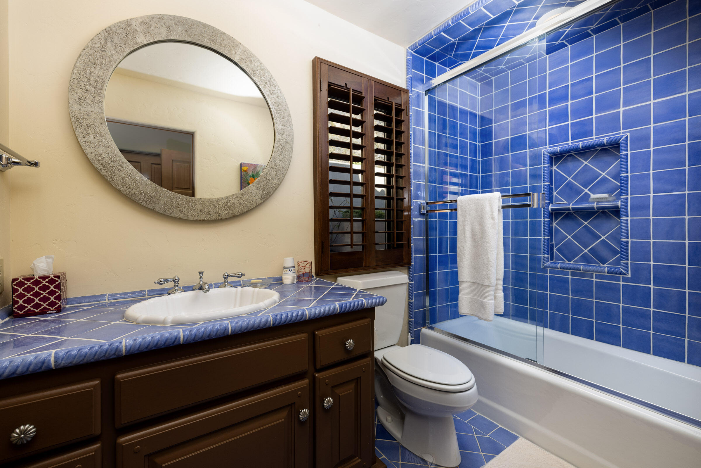 Montecito, California 93108, United States, 5 Bedrooms Bedrooms, ,6 BathroomsBathrooms,Residential,Active,104411