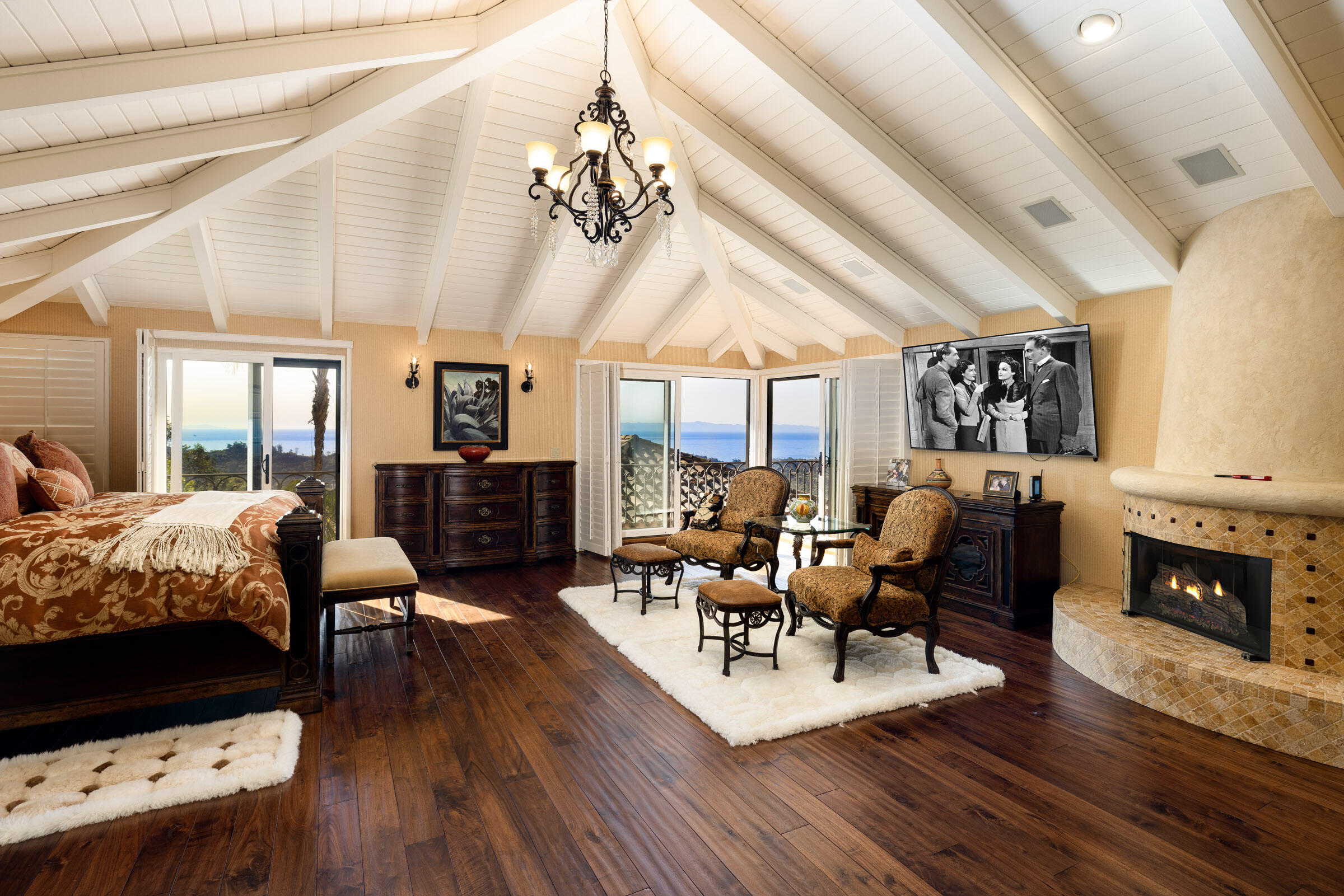 Montecito, California 93108, United States, 5 Bedrooms Bedrooms, ,6 BathroomsBathrooms,Residential,Active,104411