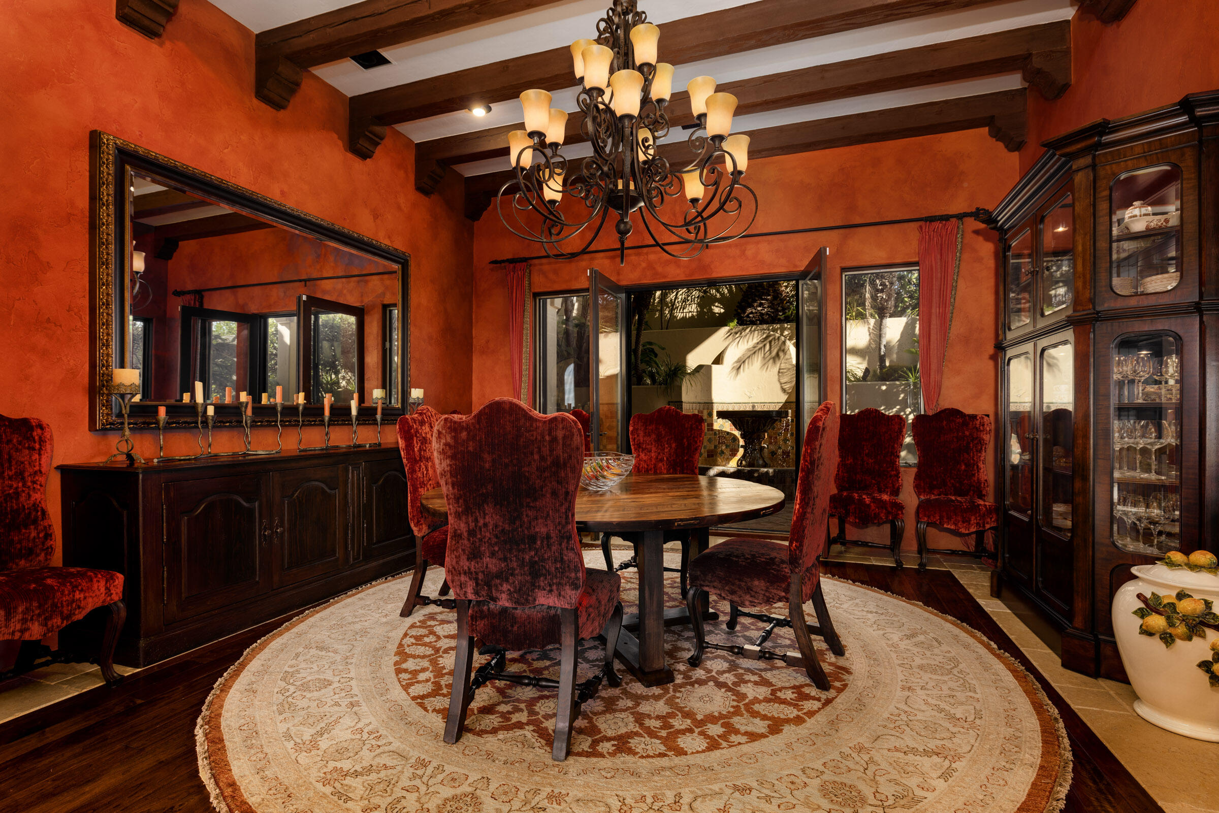 Montecito, California 93108, United States, 5 Bedrooms Bedrooms, ,6 BathroomsBathrooms,Residential,Active,104411