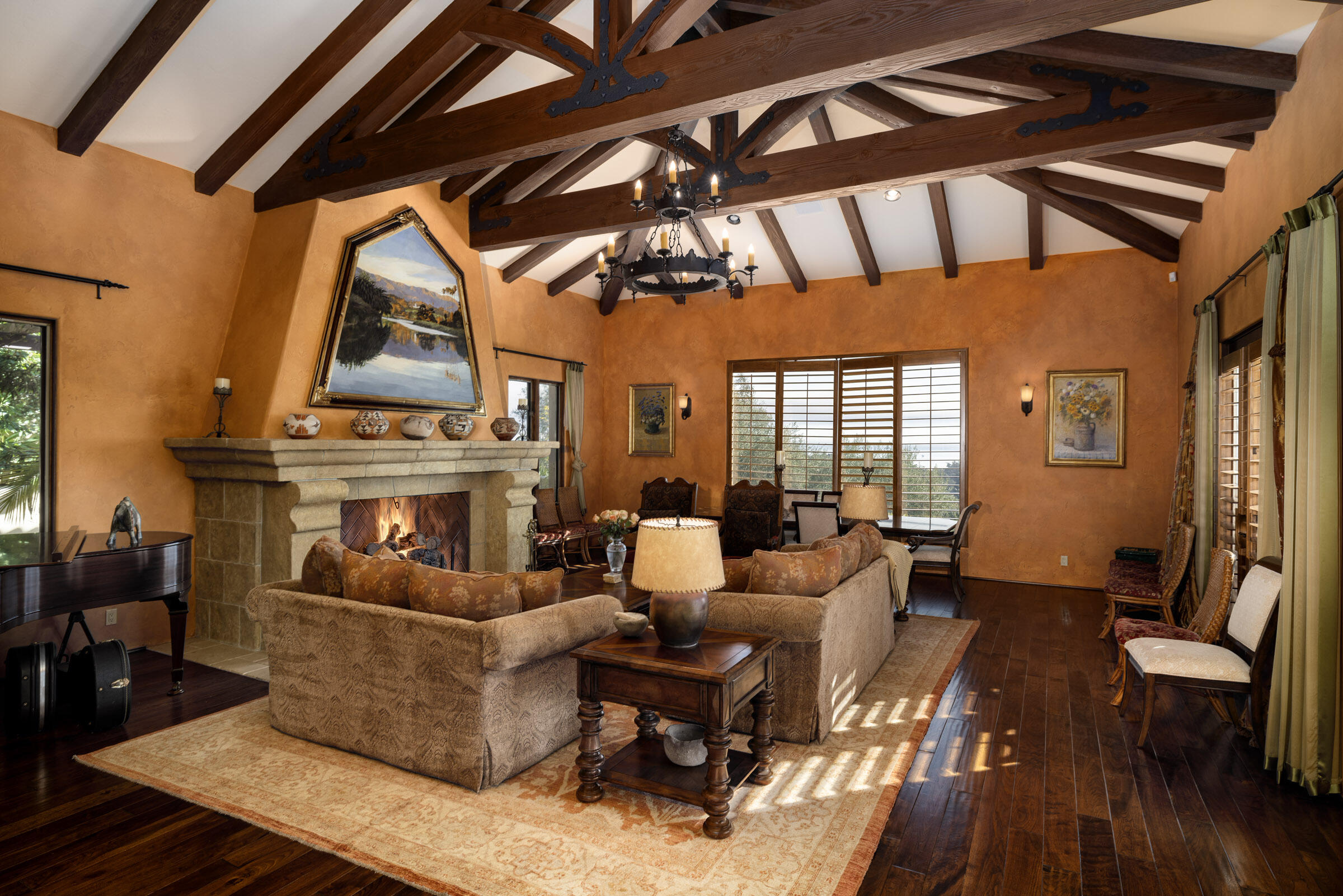 Montecito, California 93108, United States, 5 Bedrooms Bedrooms, ,6 BathroomsBathrooms,Residential,Active,104411