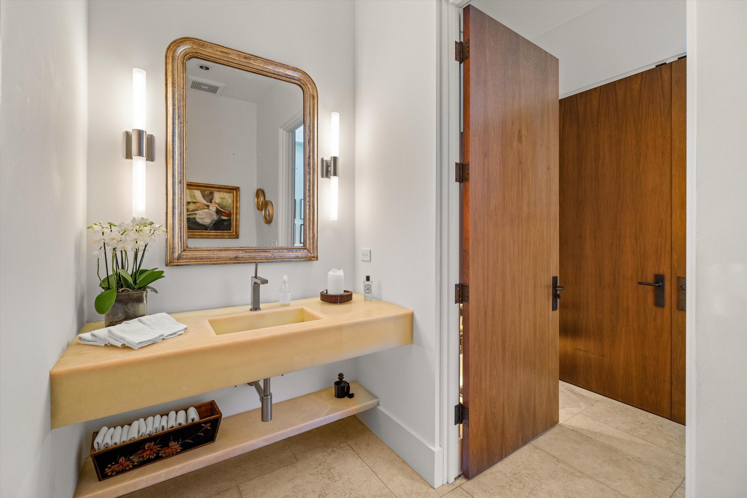 Montecito, California 93108, United States, 5 Bedrooms Bedrooms, ,6 BathroomsBathrooms,Residential,Active,22573