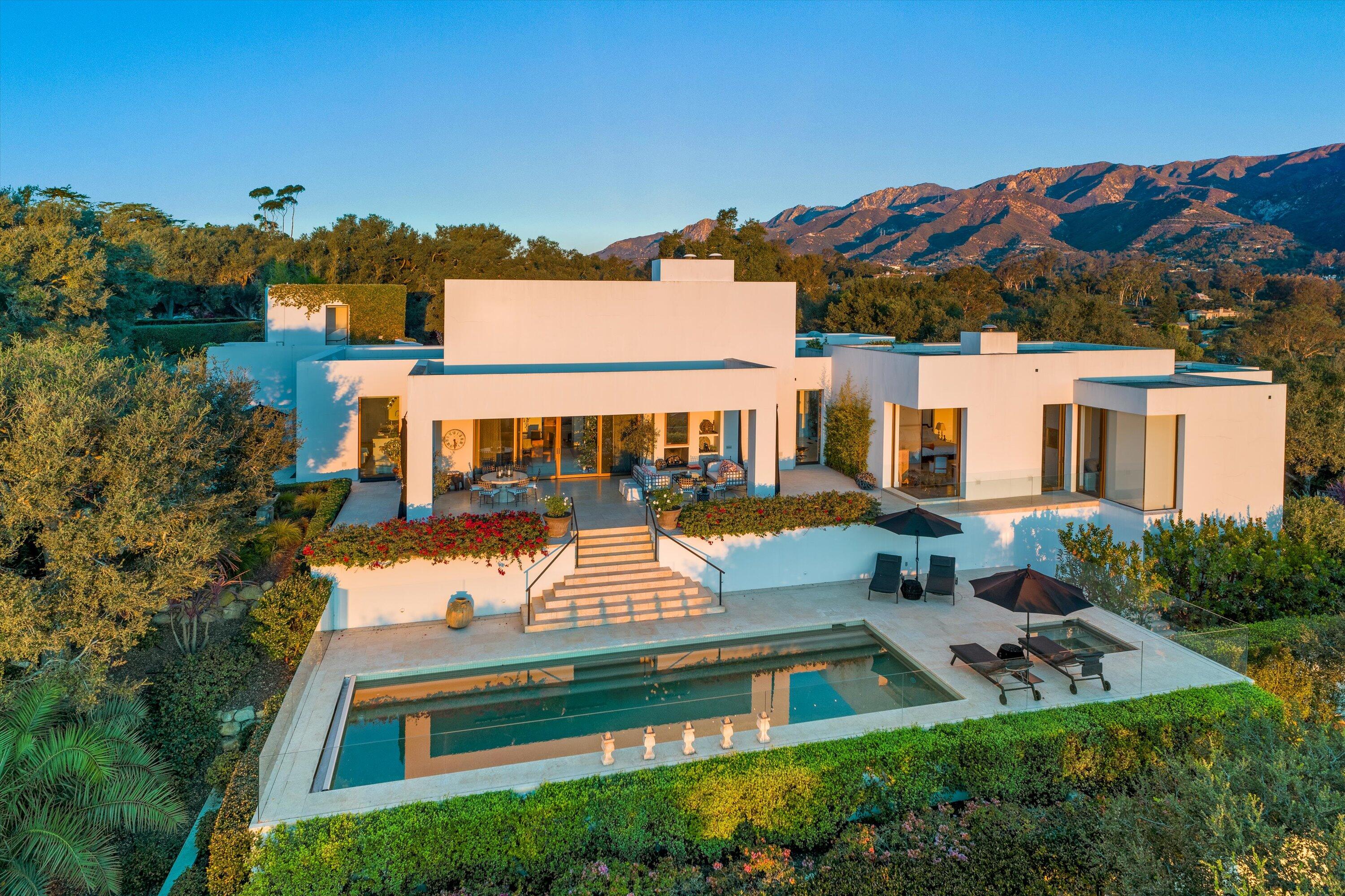 Montecito, California 93108, United States, 5 Bedrooms Bedrooms, ,6 BathroomsBathrooms,Residential,Active,22573