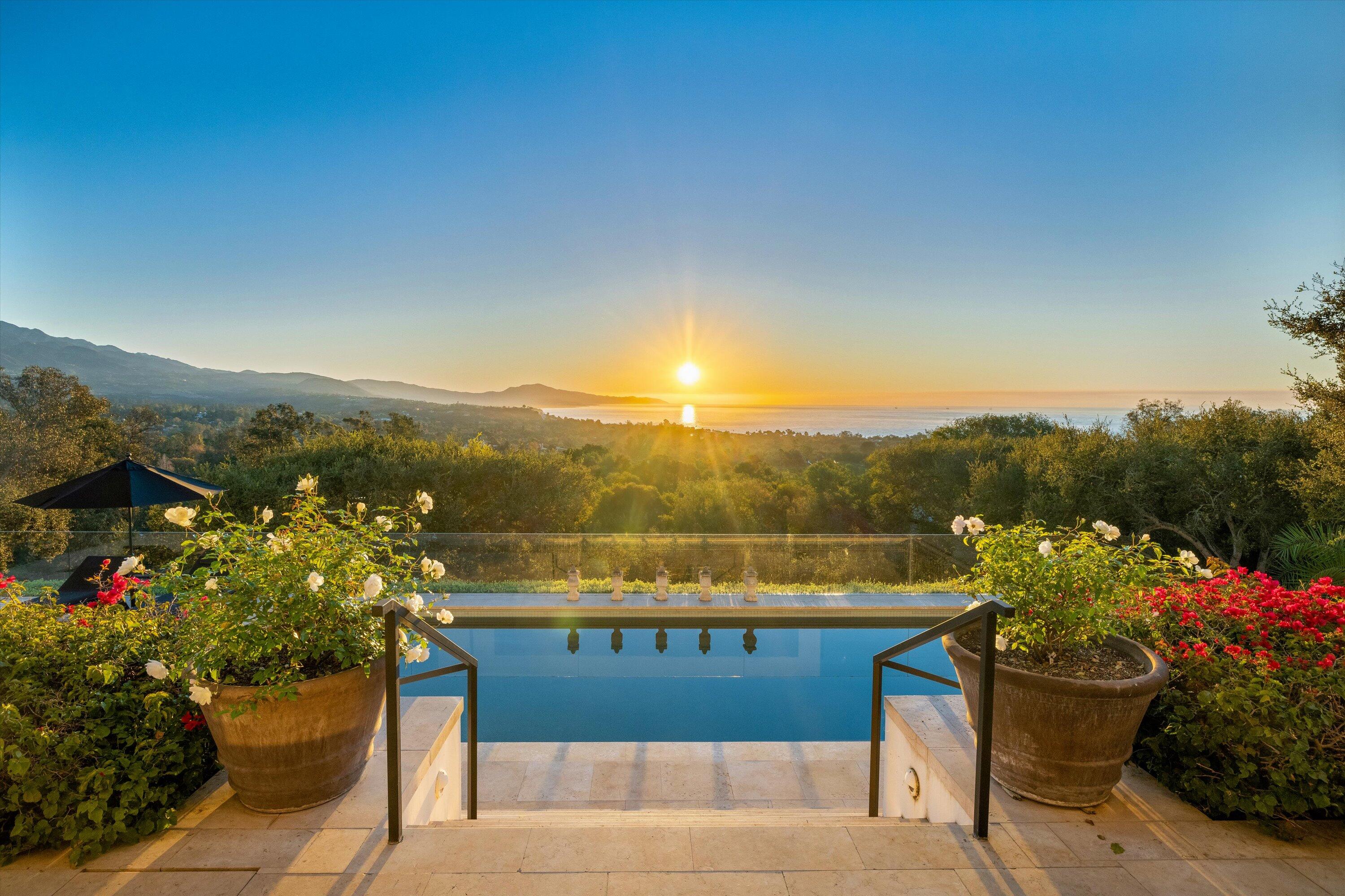 Montecito, California 93108, United States, 5 Bedrooms Bedrooms, ,6 BathroomsBathrooms,Residential,Active,22573