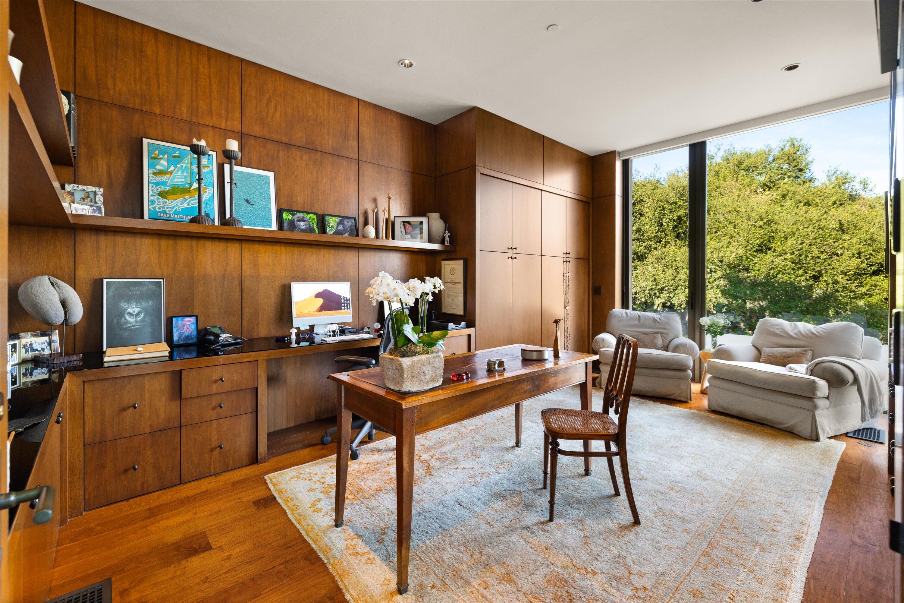 Montecito, California 93108, United States, 5 Bedrooms Bedrooms, ,6 BathroomsBathrooms,Residential,Active,22573