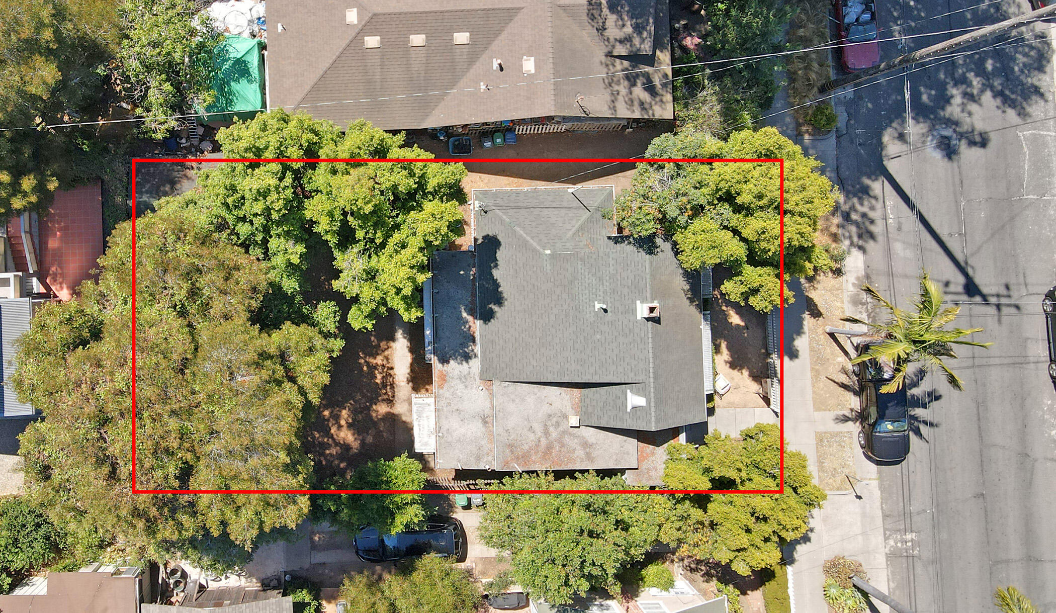 Santa Barbara, California 93101, United States, 2 Bedrooms Bedrooms, ,2 BathroomsBathrooms,Residential,Active,242077