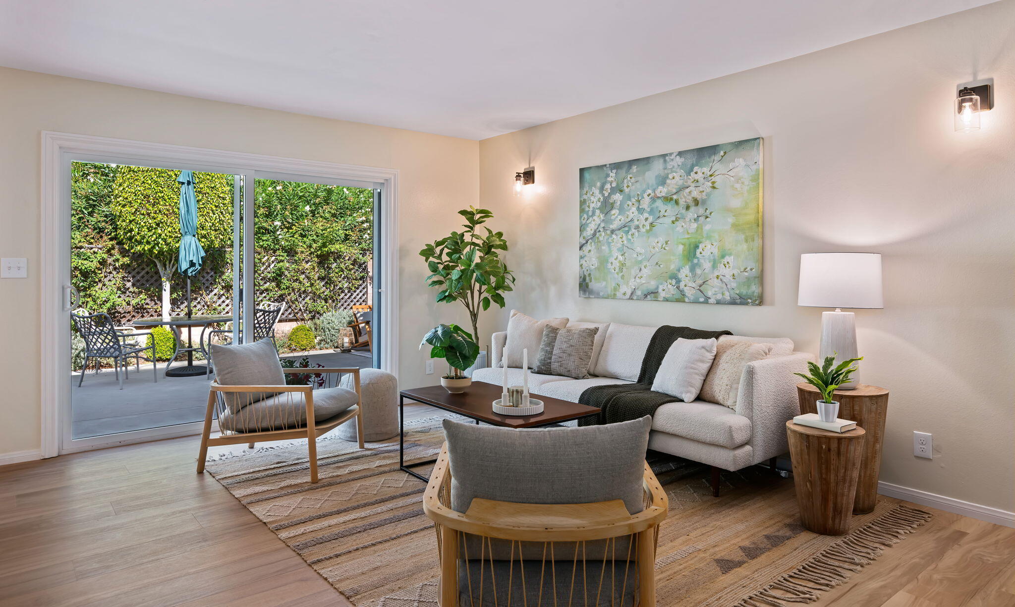 106 La Cumbre Circle