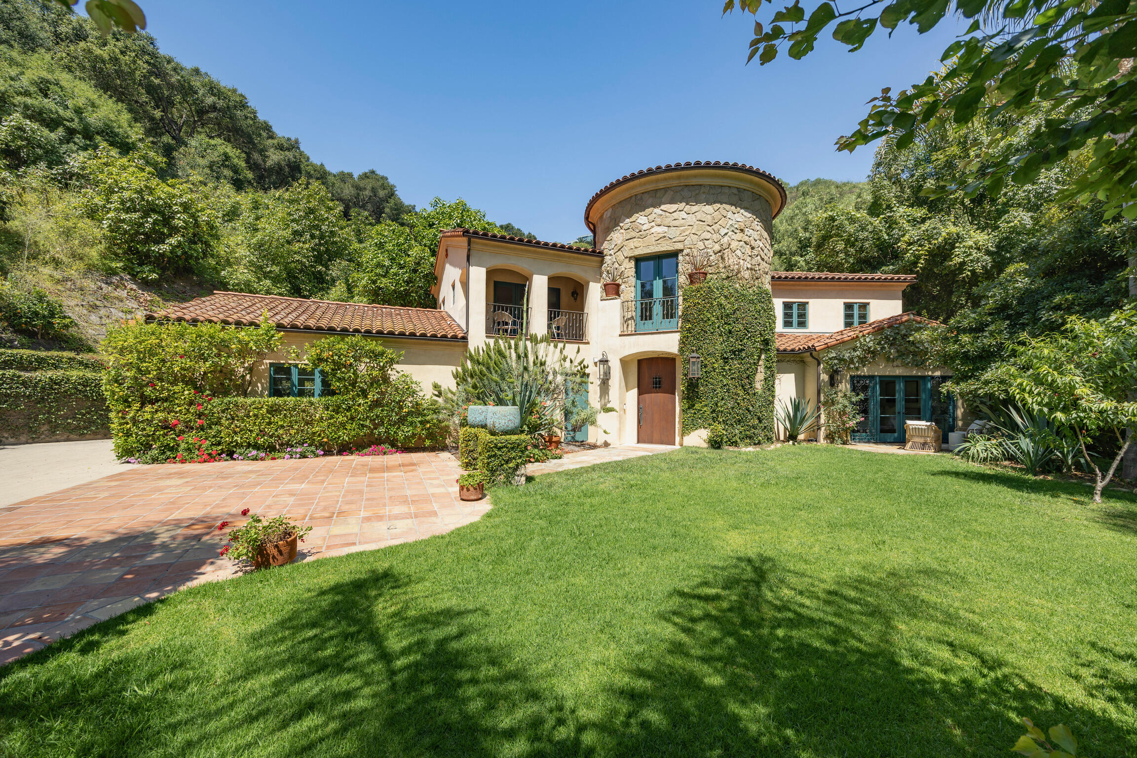 1493 Sycamore Canyon Road