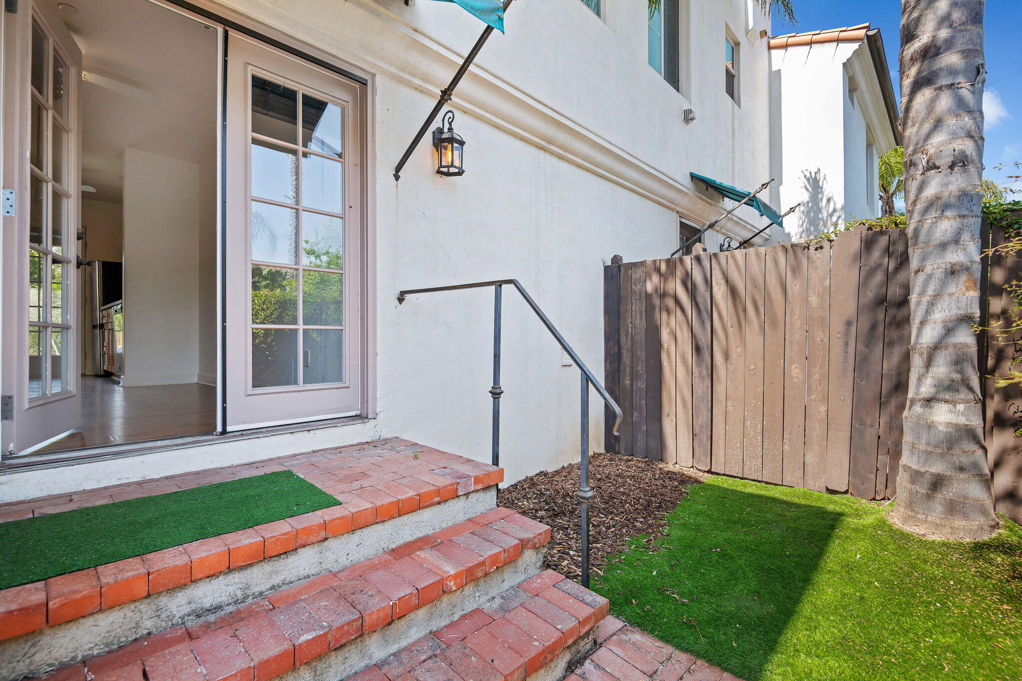 Santa Barbara, California 93101, United States, 6 Bedrooms Bedrooms, ,6 BathroomsBathrooms,Residential,Active,214836