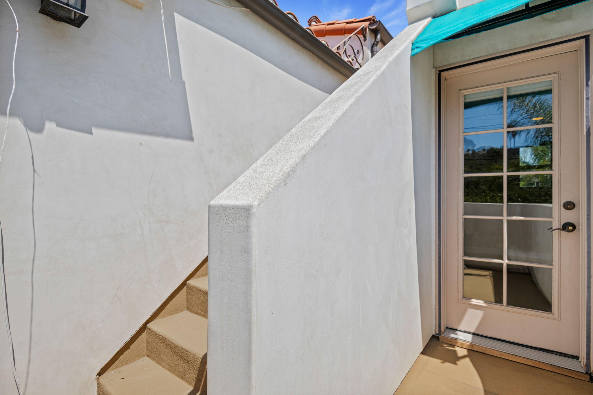 Santa Barbara, California 93101, United States, 6 Bedrooms Bedrooms, ,6 BathroomsBathrooms,Residential,Active,214836