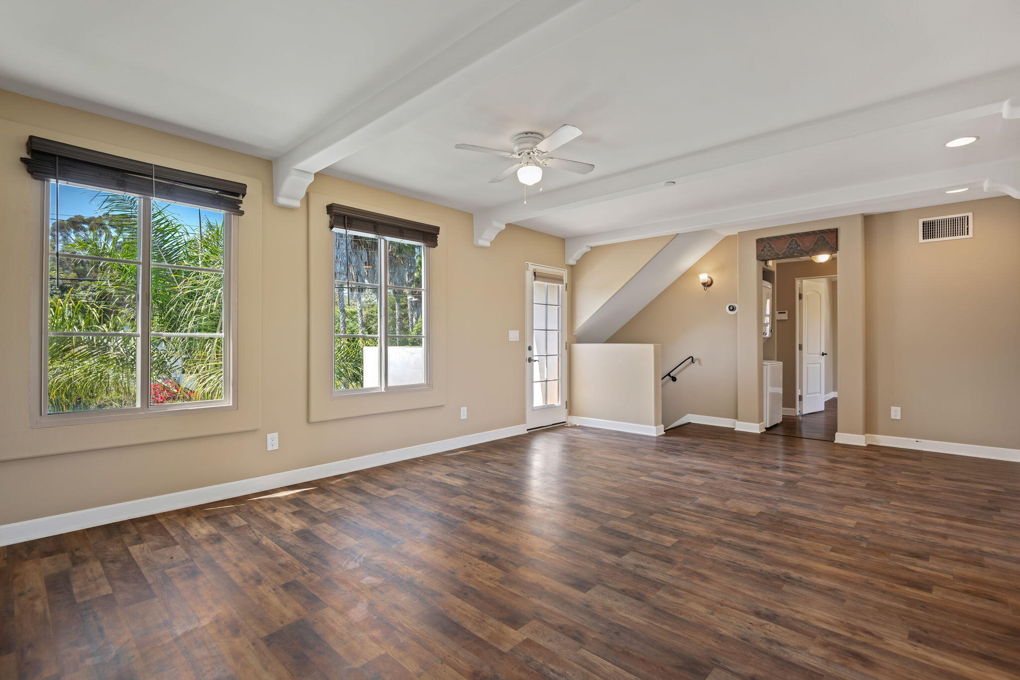 Santa Barbara, California 93101, United States, 6 Bedrooms Bedrooms, ,6 BathroomsBathrooms,Residential,Active,214836