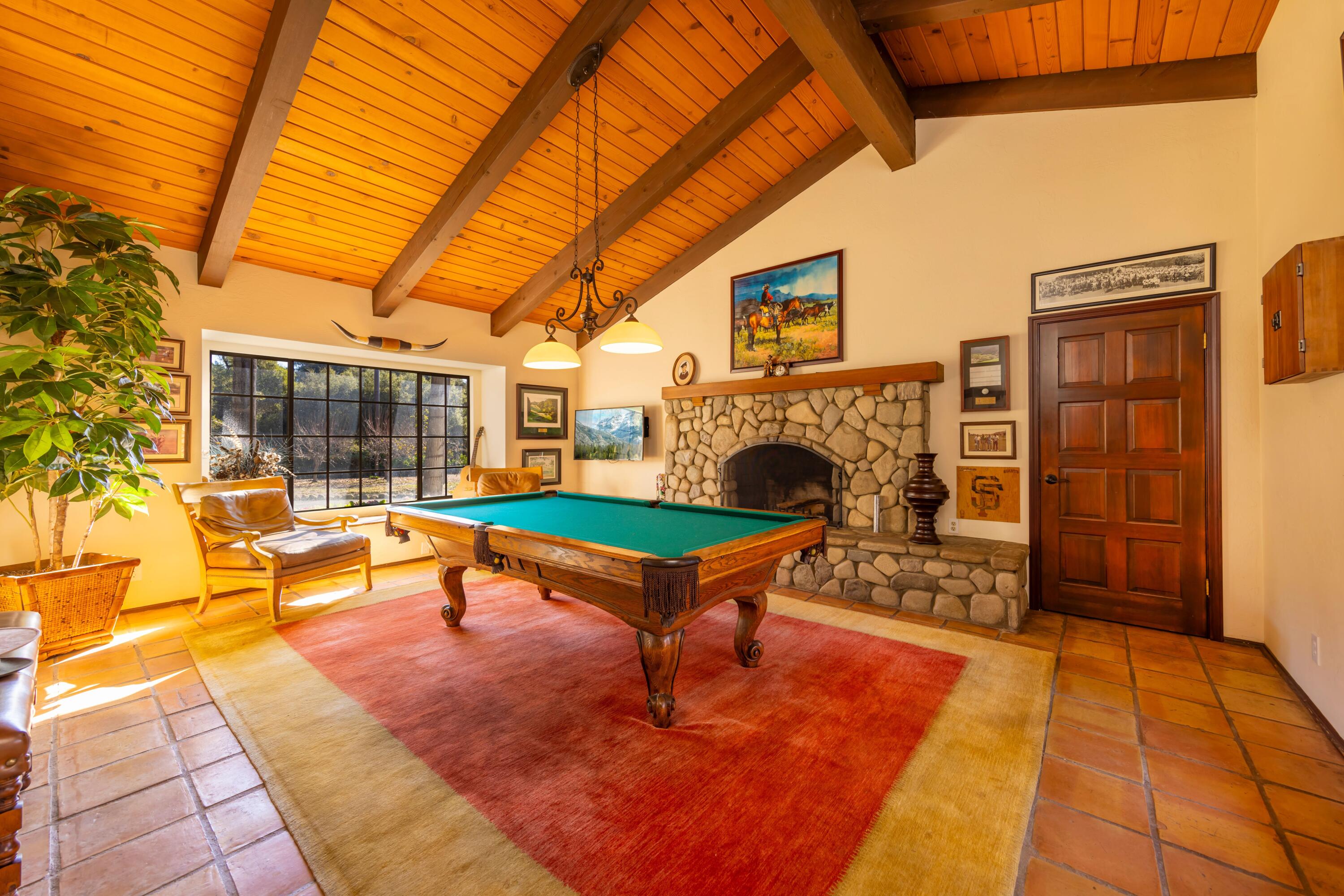 Ojai, California 93023, United States, 4 Bedrooms Bedrooms, ,5 BathroomsBathrooms,Residential,Active,15244