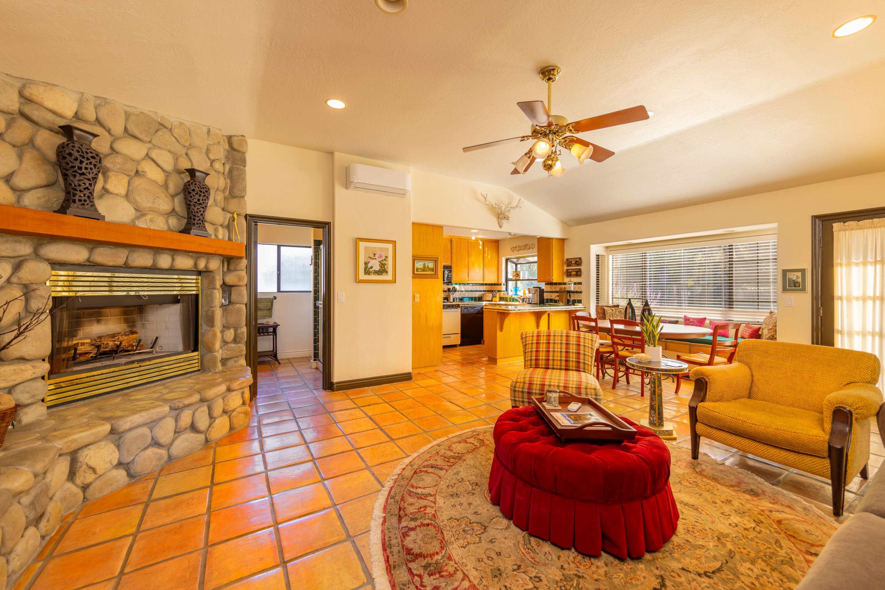 Ojai, California 93023, United States, 4 Bedrooms Bedrooms, ,5 BathroomsBathrooms,Residential,Active,15244