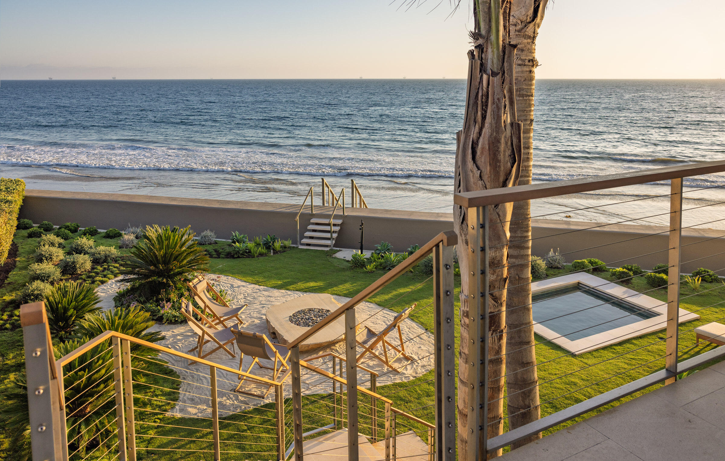 Carpinteria, California 93013, United States, 6 Bedrooms Bedrooms, ,7 BathroomsBathrooms,Residential,Active,228585