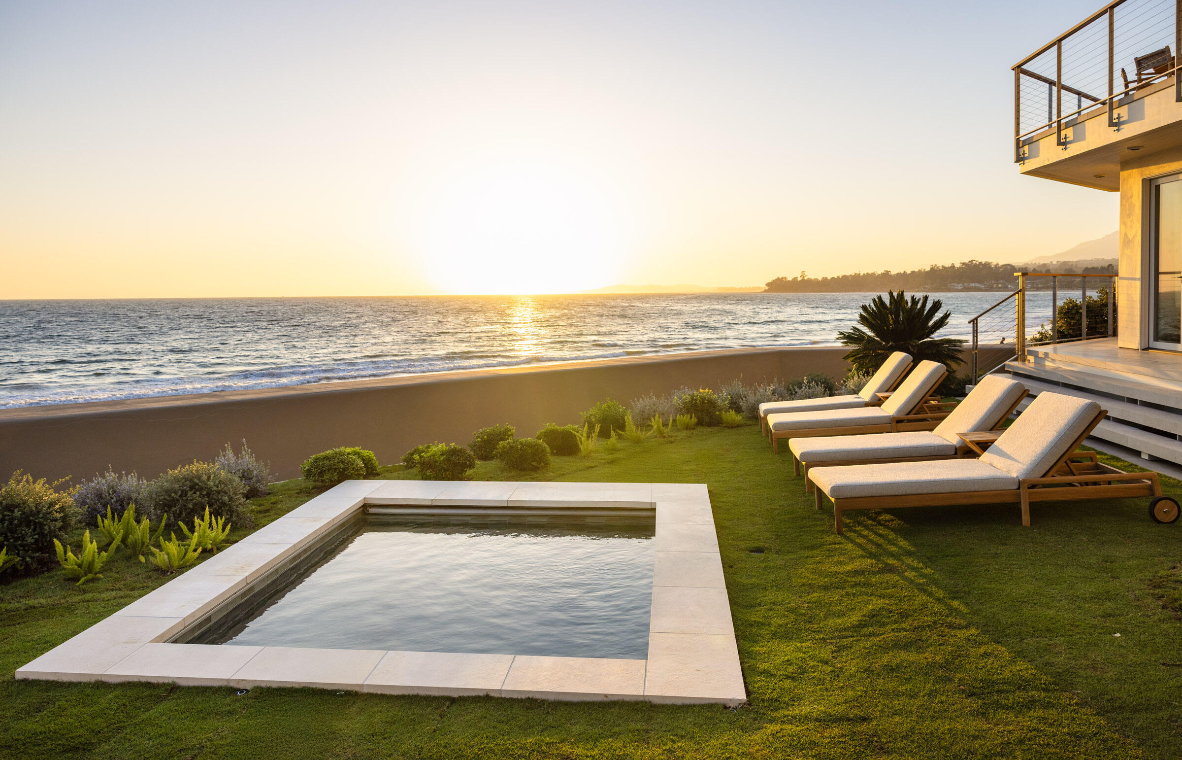 Carpinteria, California 93013, United States, 6 Bedrooms Bedrooms, ,7 BathroomsBathrooms,Residential,Active,228585