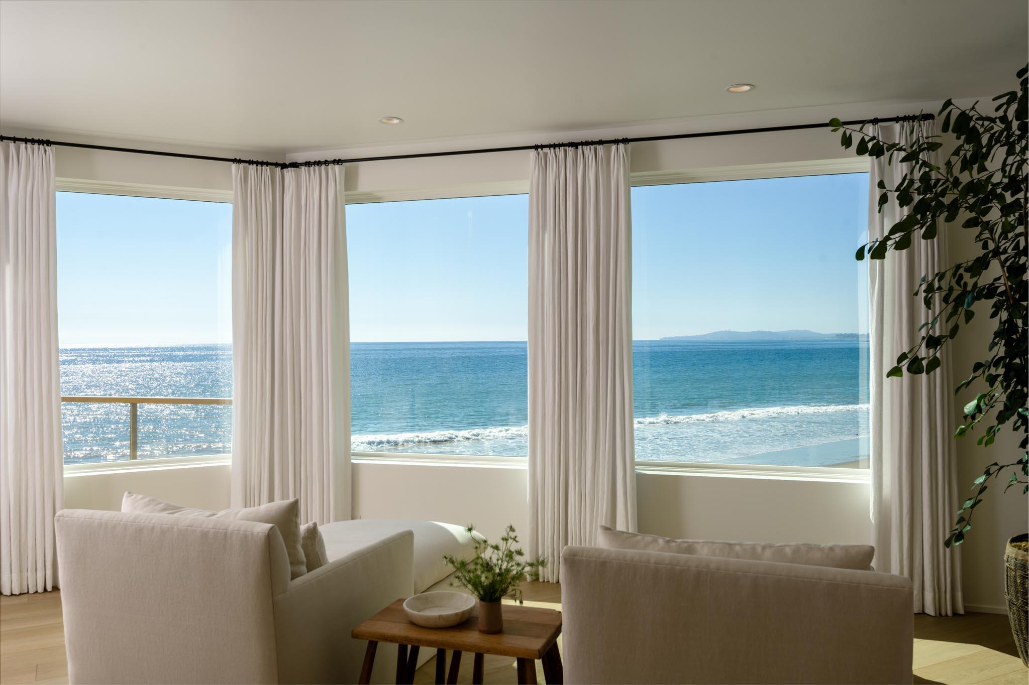 Carpinteria, California 93013, United States, 6 Bedrooms Bedrooms, ,7 BathroomsBathrooms,Residential,Active,228585